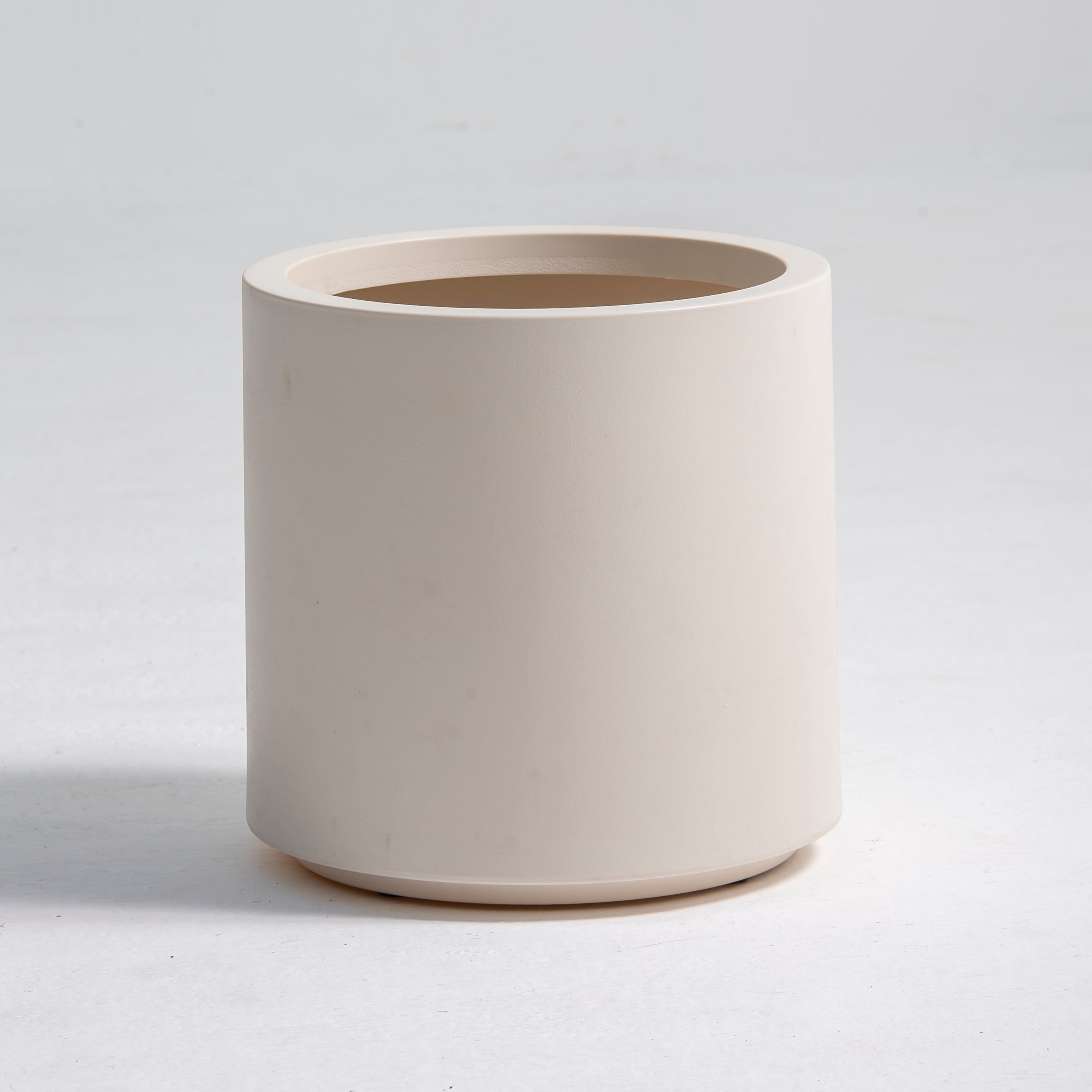 ORLIA WHITE CYLINDRICAL PLANTER - Art and craft furniture 