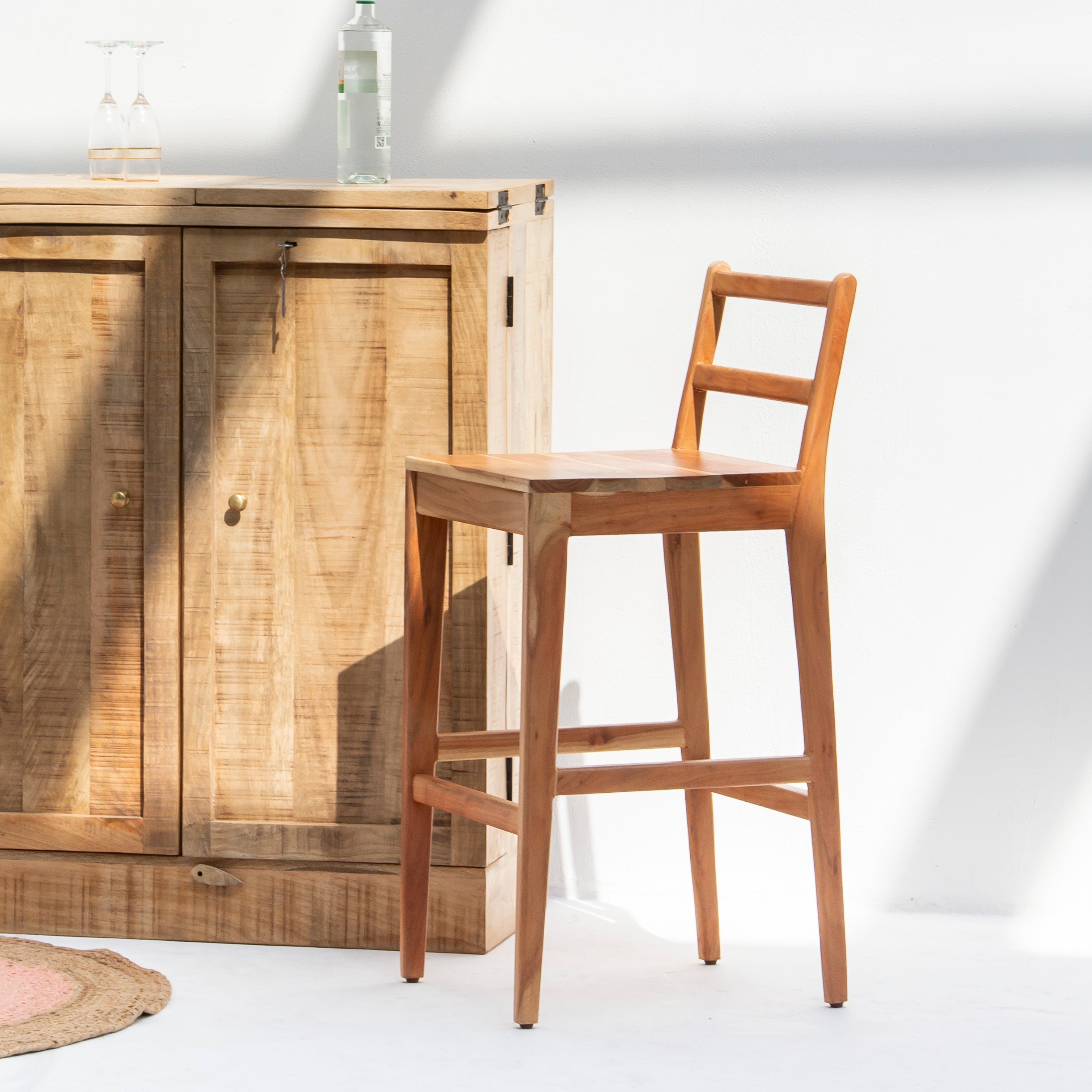 MINIMALIST ACACIA WOOD BAR STOOL