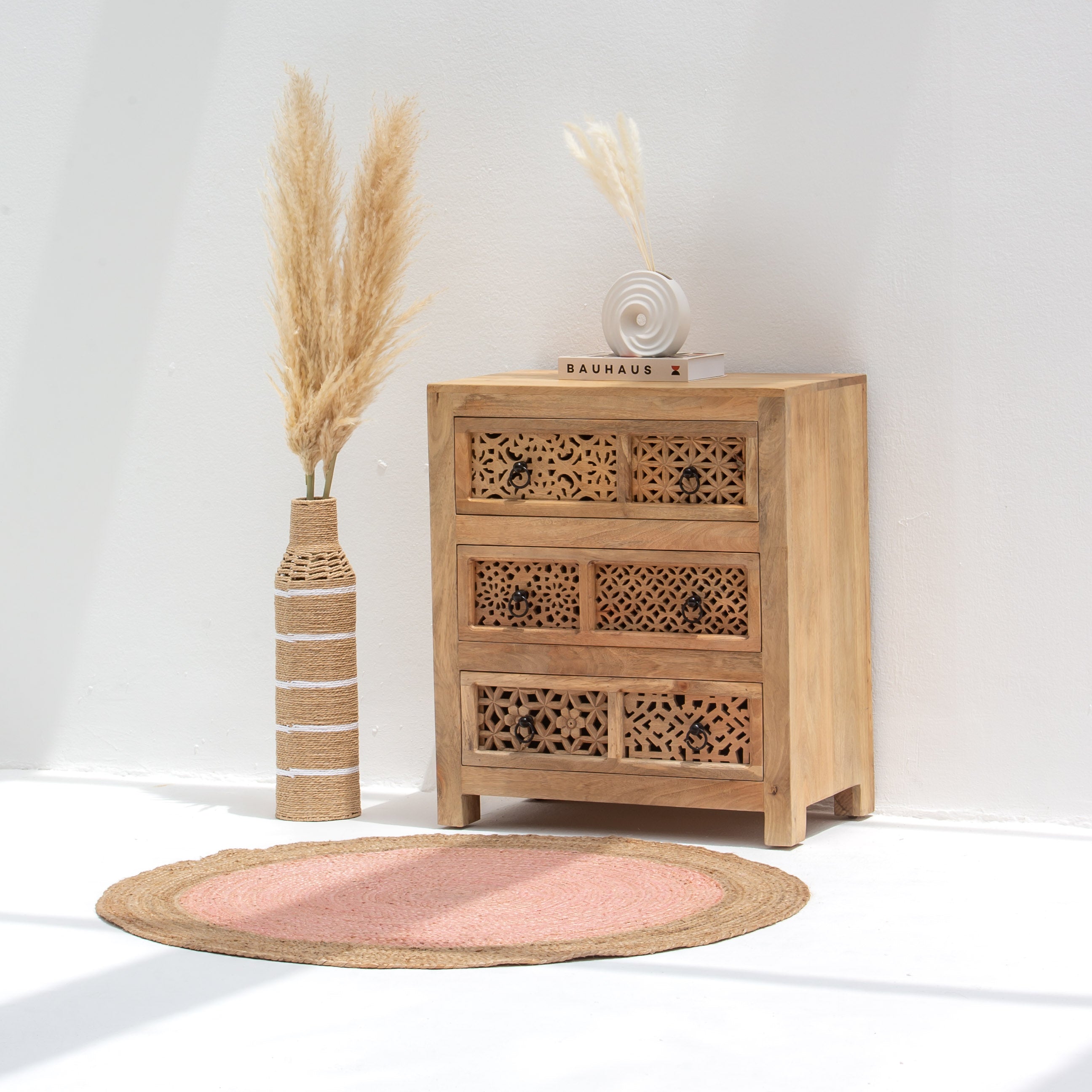 SIERRA WOODEN CARVING DRAWCHEST