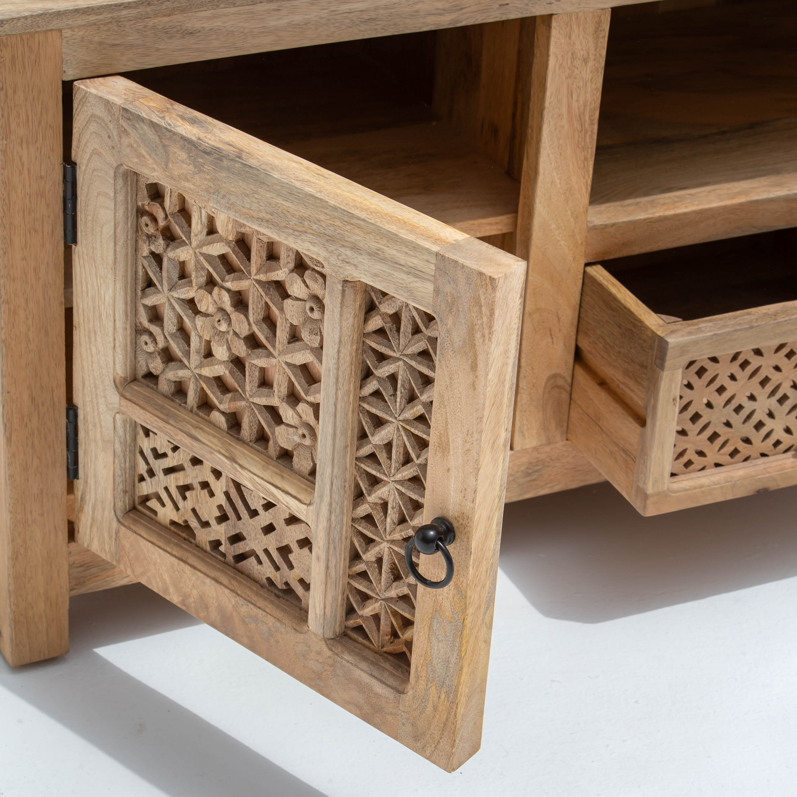 SIERRA WOODEN CARVING TV STAND