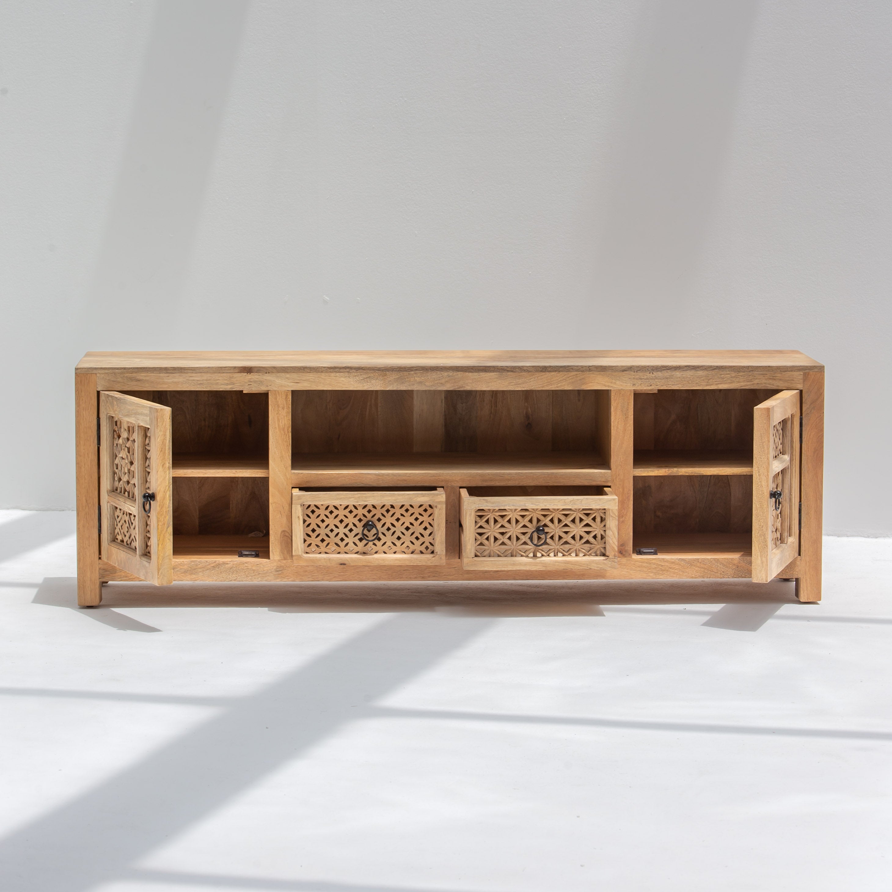 SIERRA WOODEN CARVING TV STAND