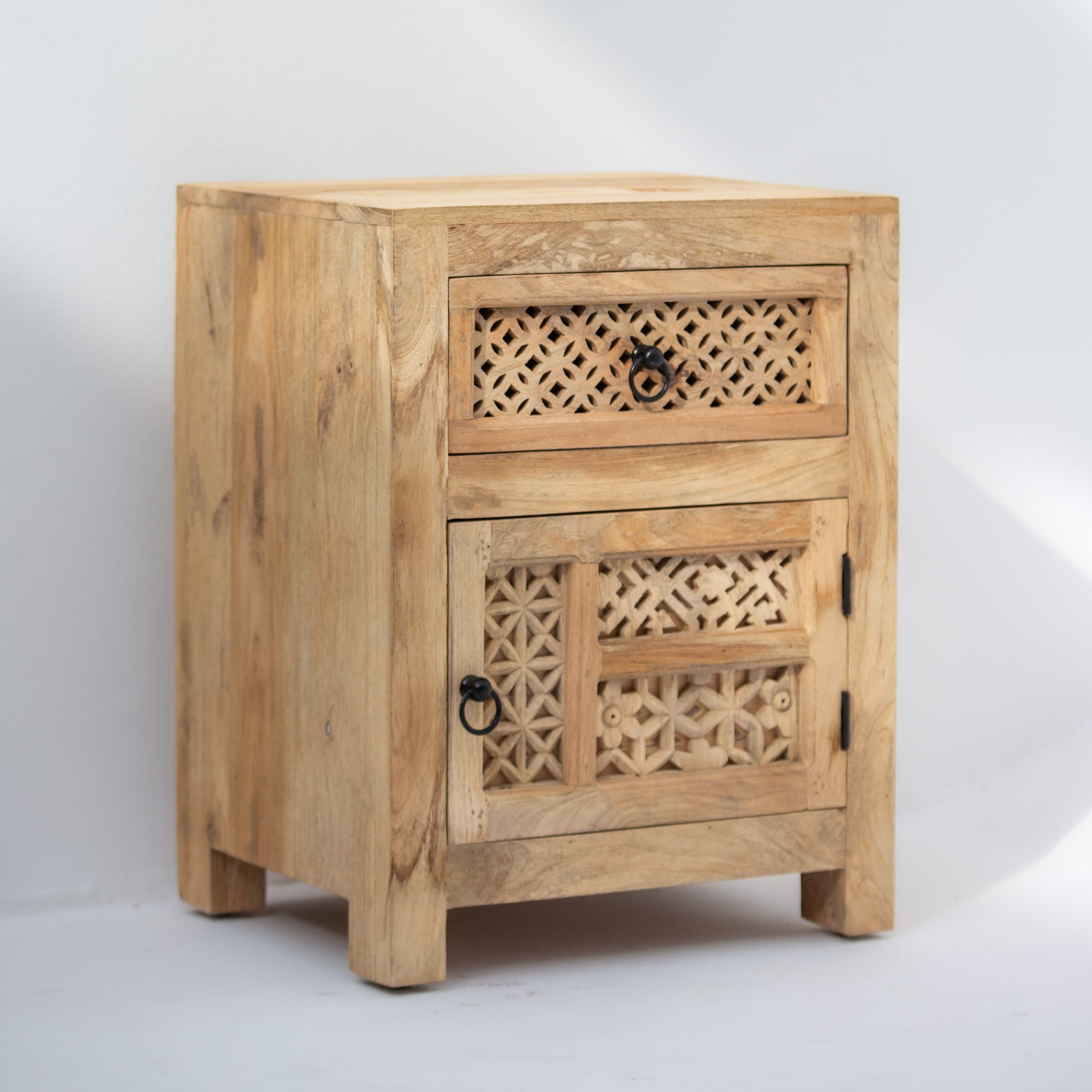 SIERRA WOODEN  ONE DRAWER ONE DOOR NIGHTSTAND TABLE