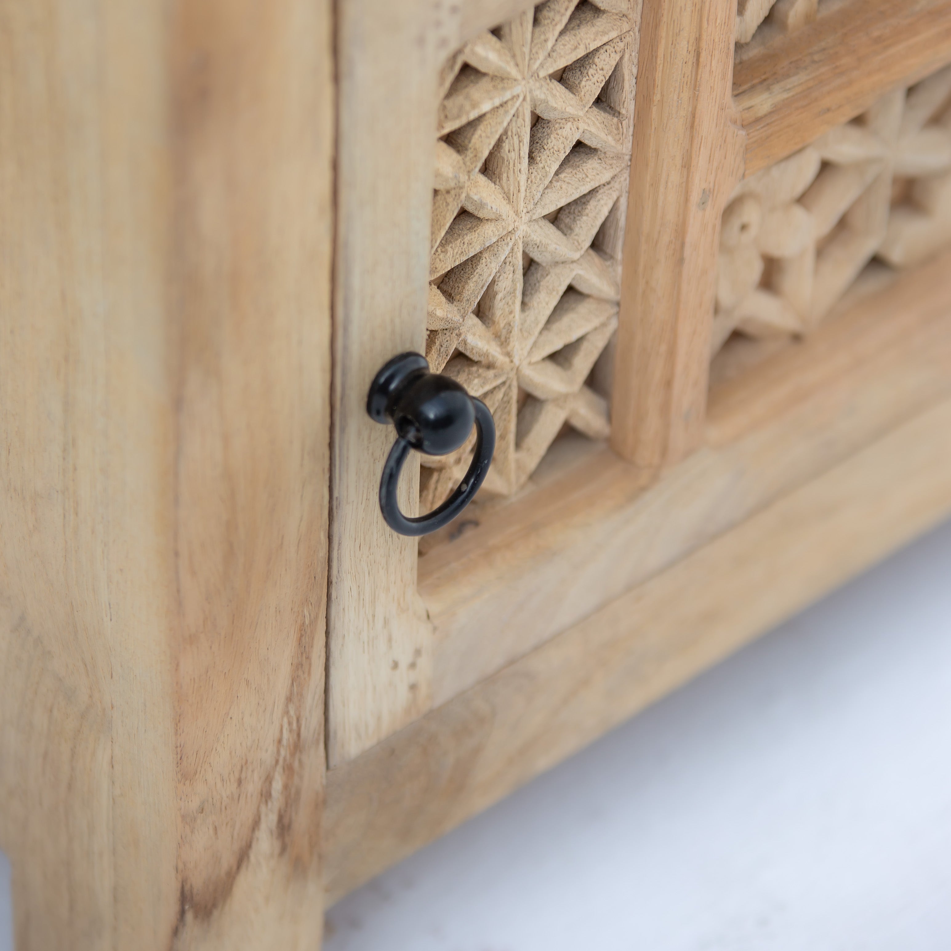 SIERRA WOODEN  ONE DRAWER ONE DOOR NIGHTSTAND TABLE