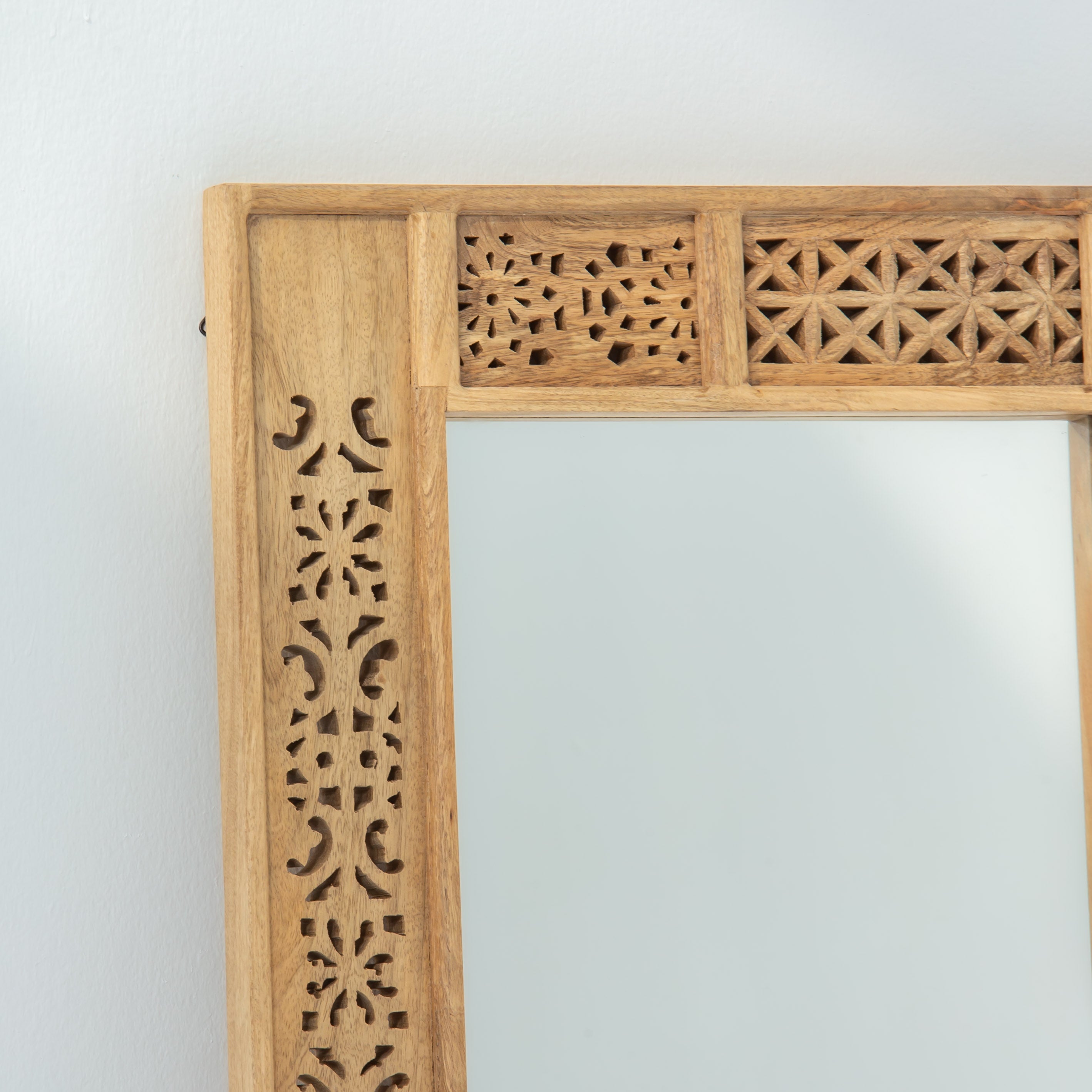 SIERRA WOODEN CARVING MIRROR FRAME