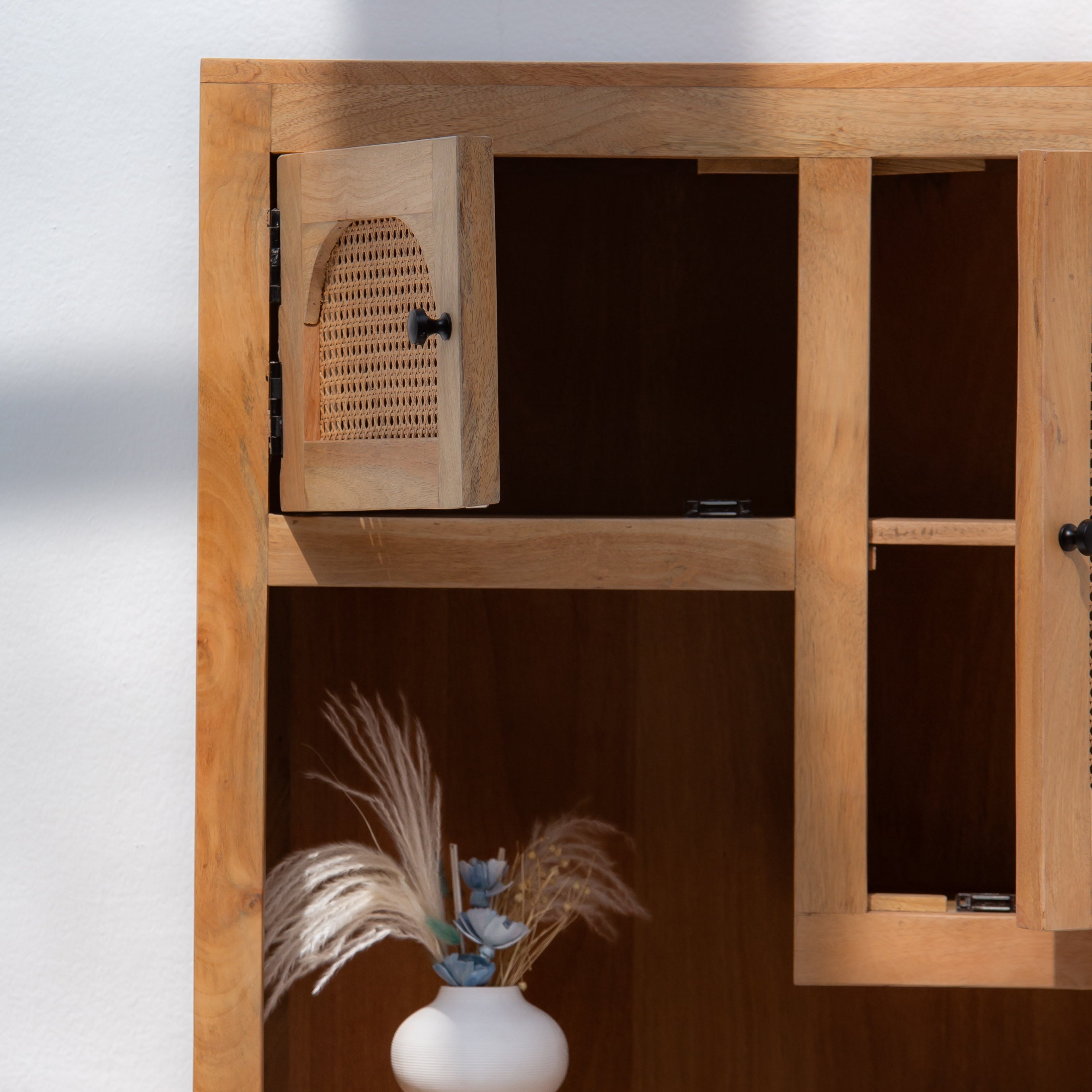 CANOVIA CANE KITCHEN CABINET