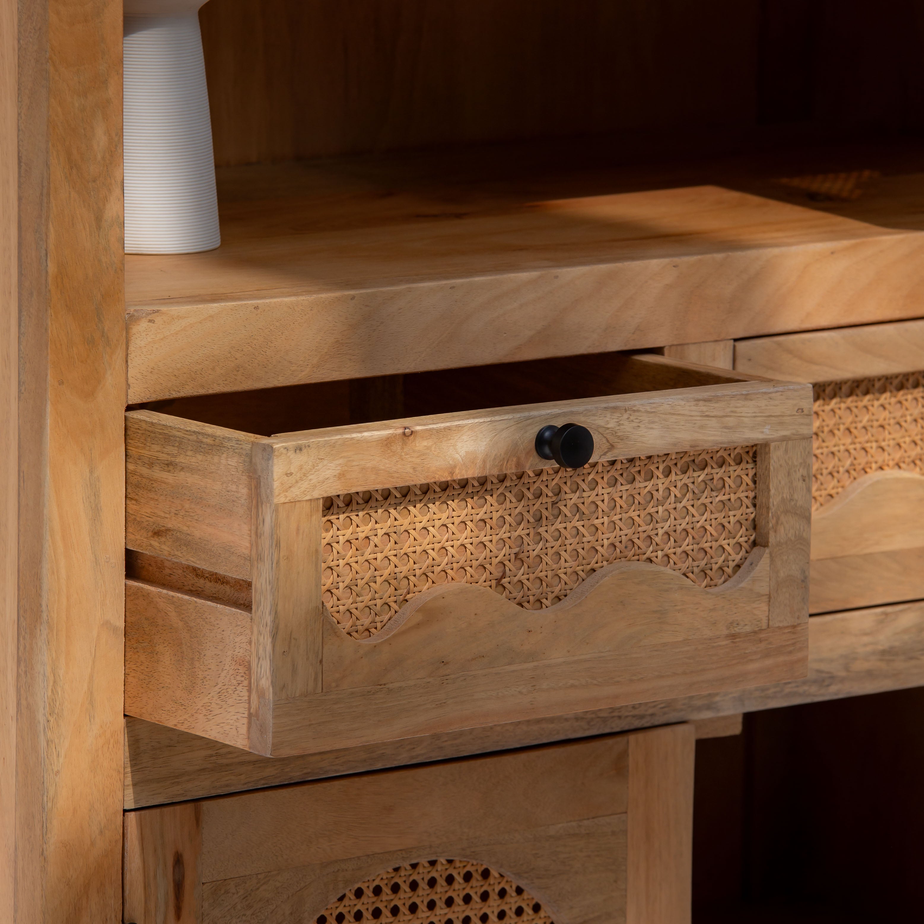 CANOVIA CANE KITCHEN CABINET