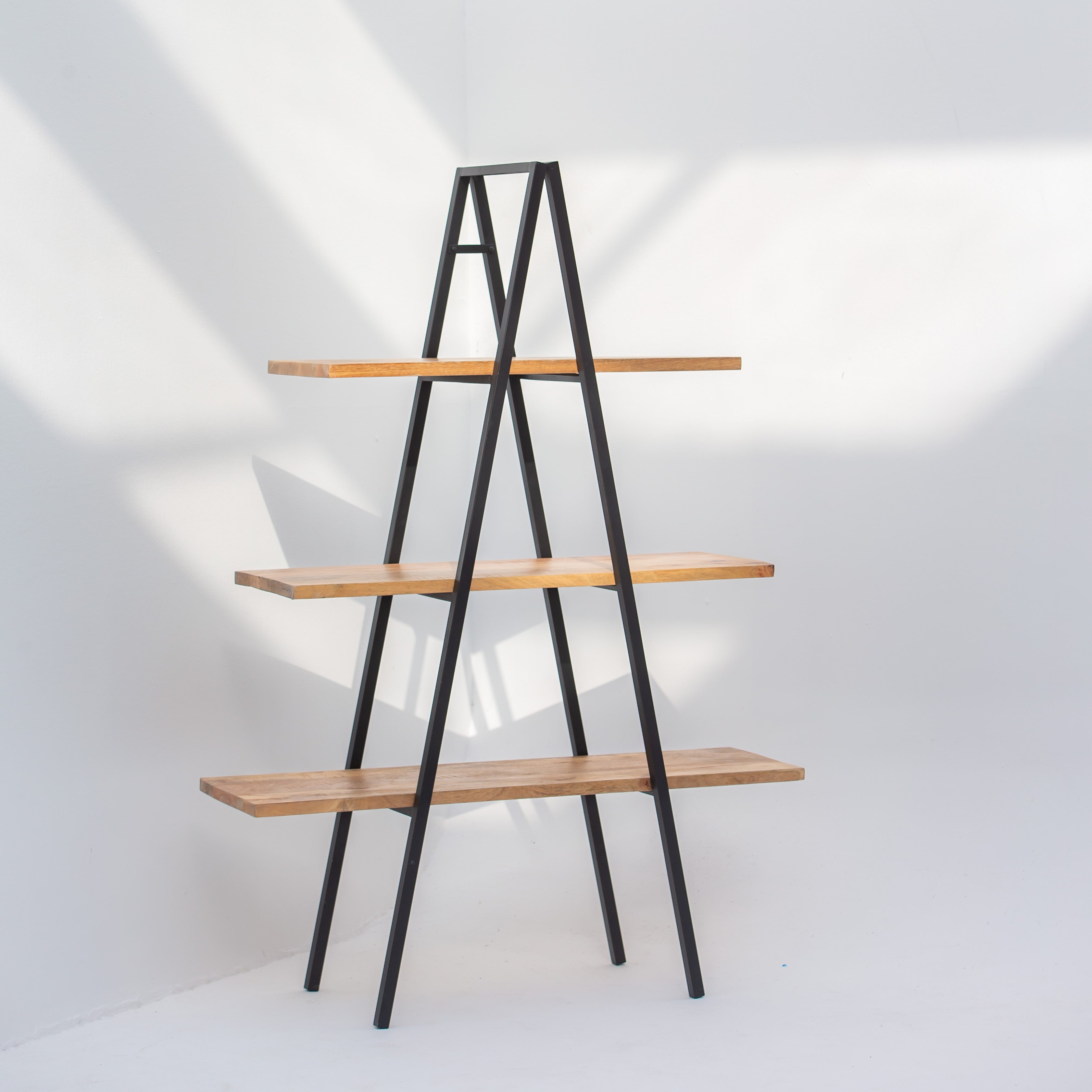 IRONIX WOODEN BOOKSHELF