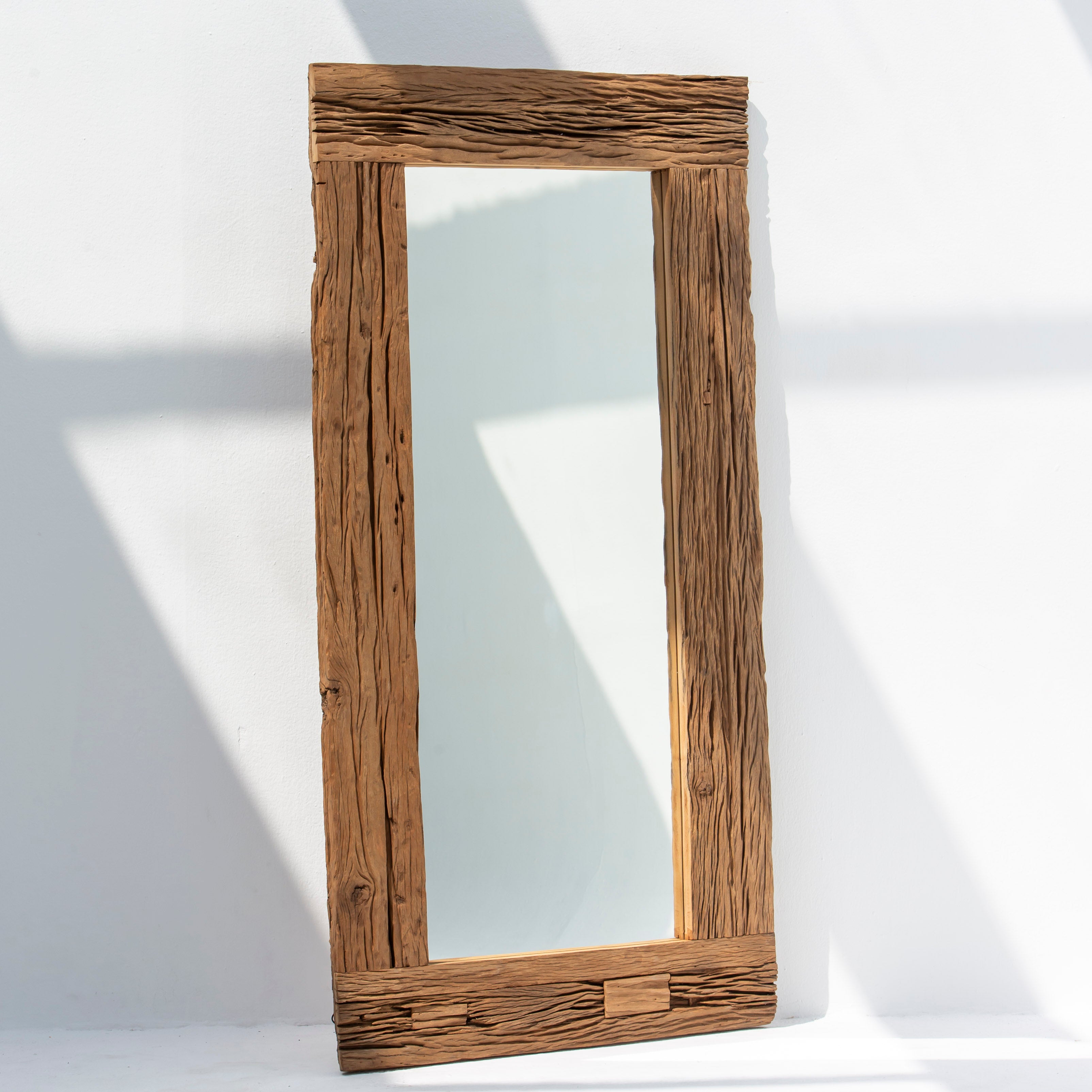 RAILWAY WOOD ANTIQUE MIRROR FRAME - Art and craft furniture 