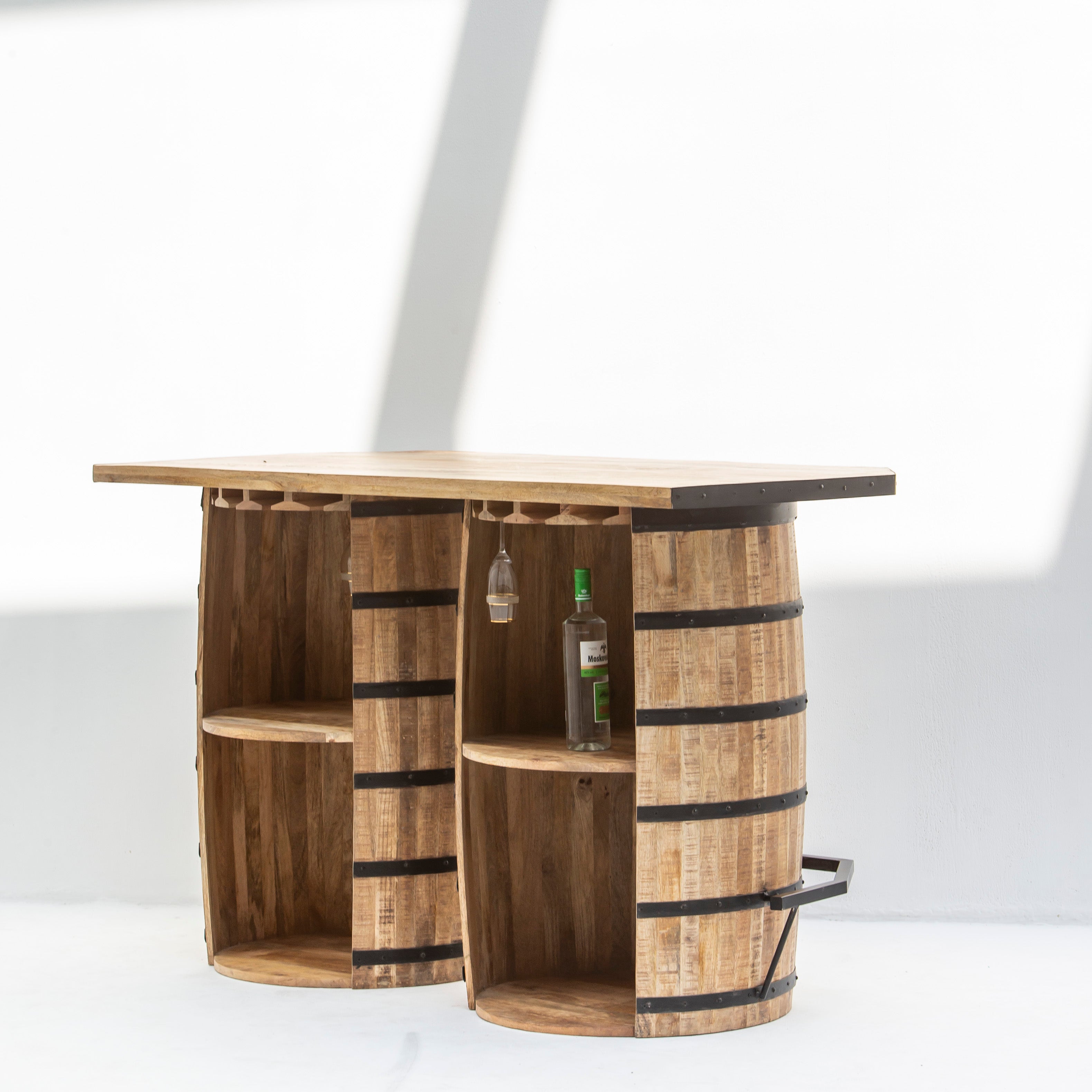 THE CLASSIC CASK DOUBLE BARREL BAR COUNTER