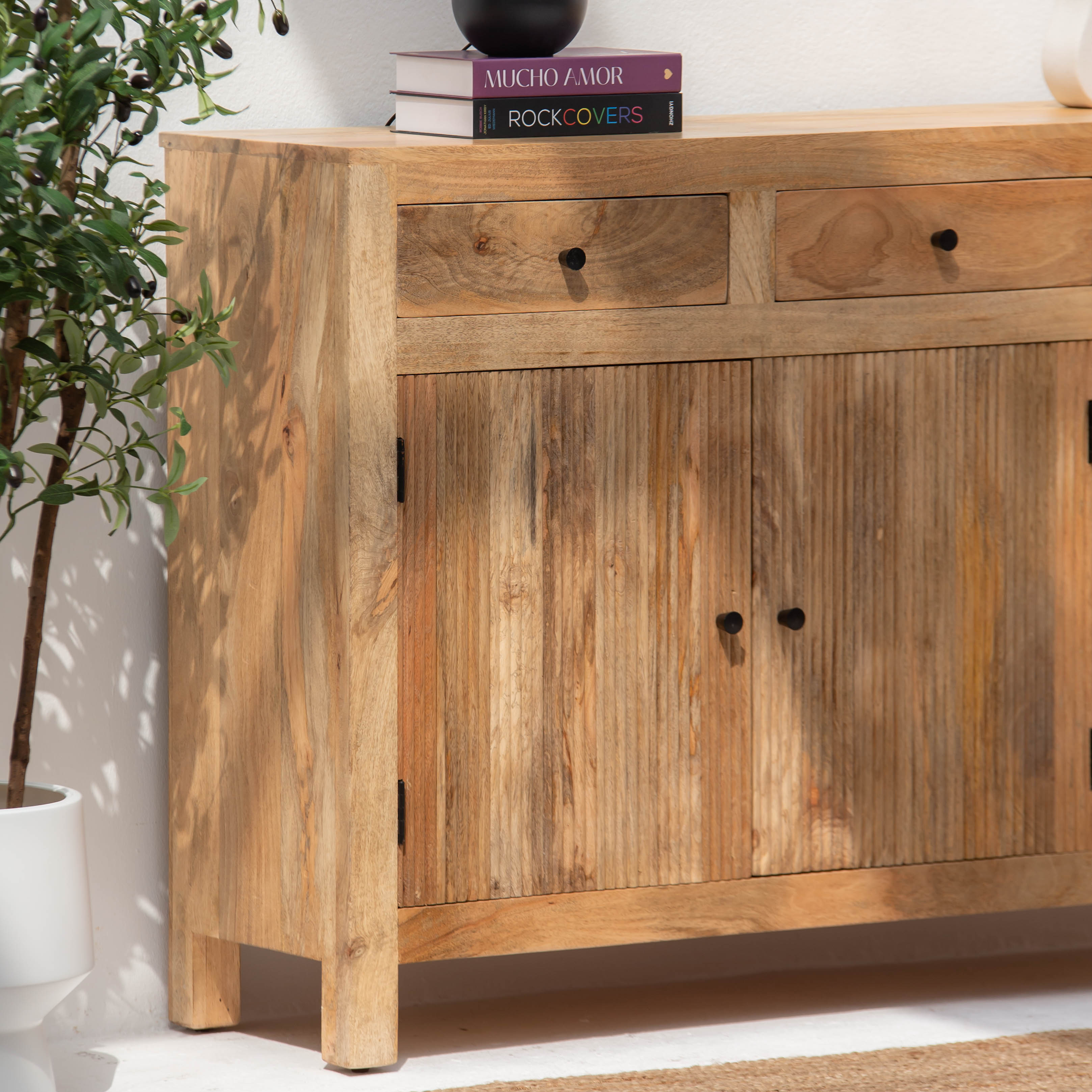LUWIN LINNING  DOOR - DRAWER SIDEBOARD
