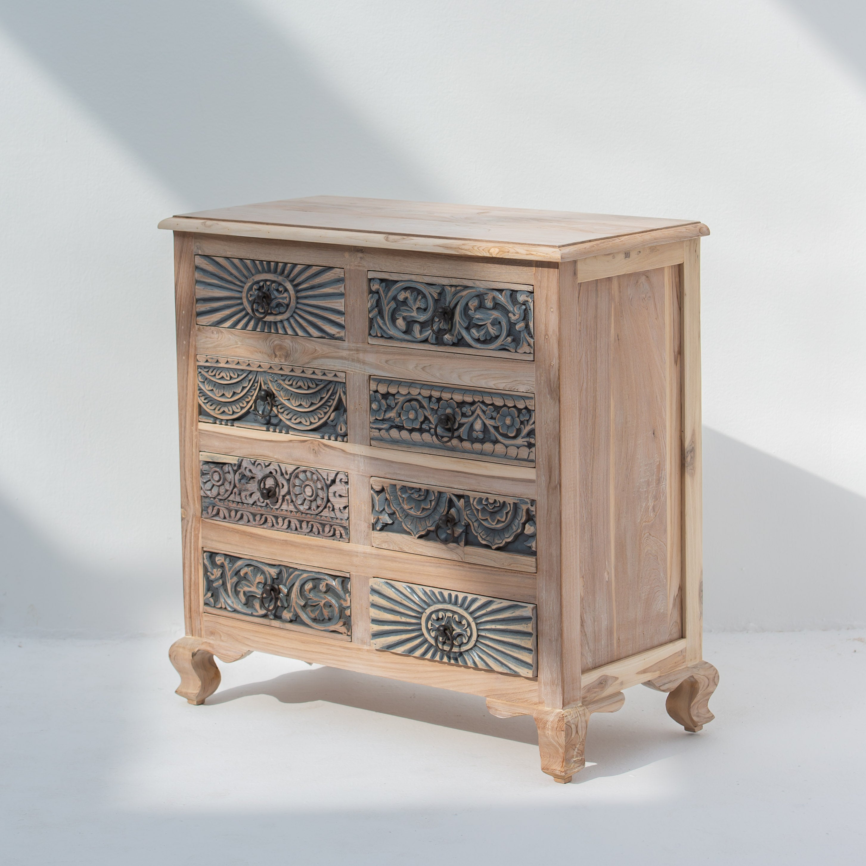 CHARLORE WOODEN EIGHT DRAWER DRAWCHEST