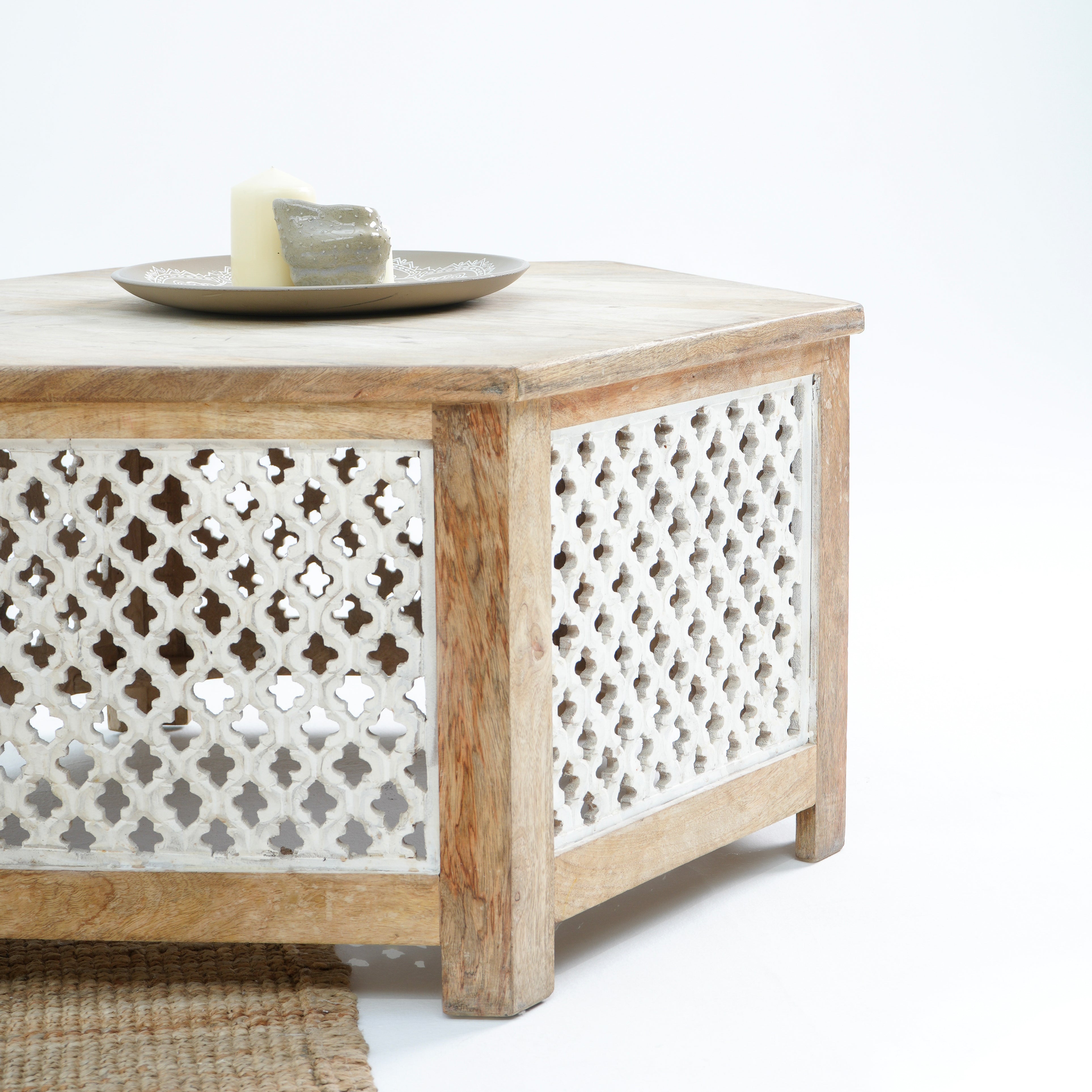 GRAIN & GLOW COFFEE TABLE