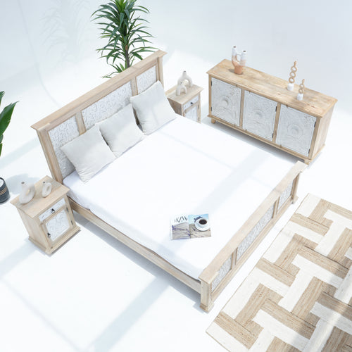 WDN CARVED BED