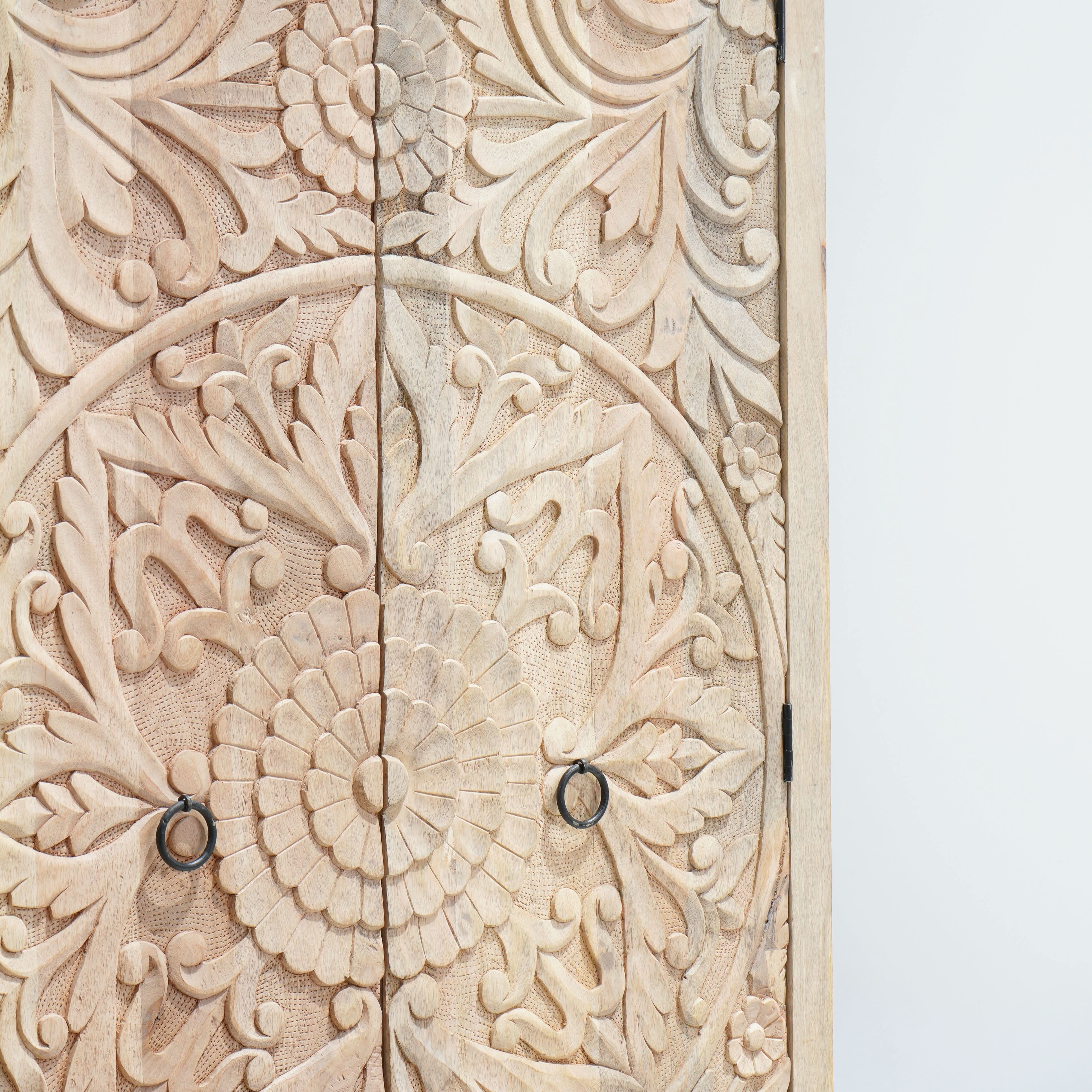 HERITAGE DABORA CARVED CABINET - Art and craft furniture 