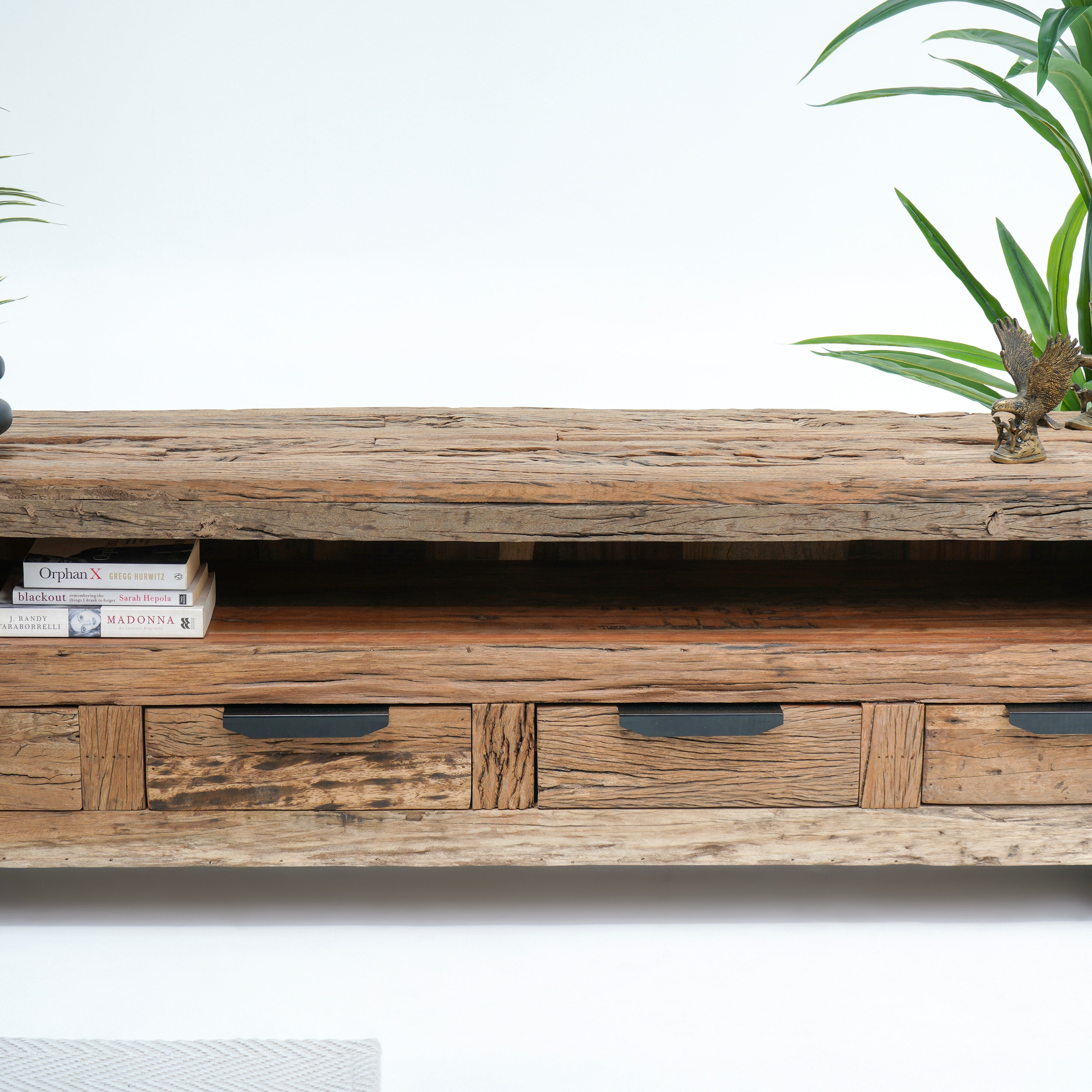 Railway sleeper Tv stand