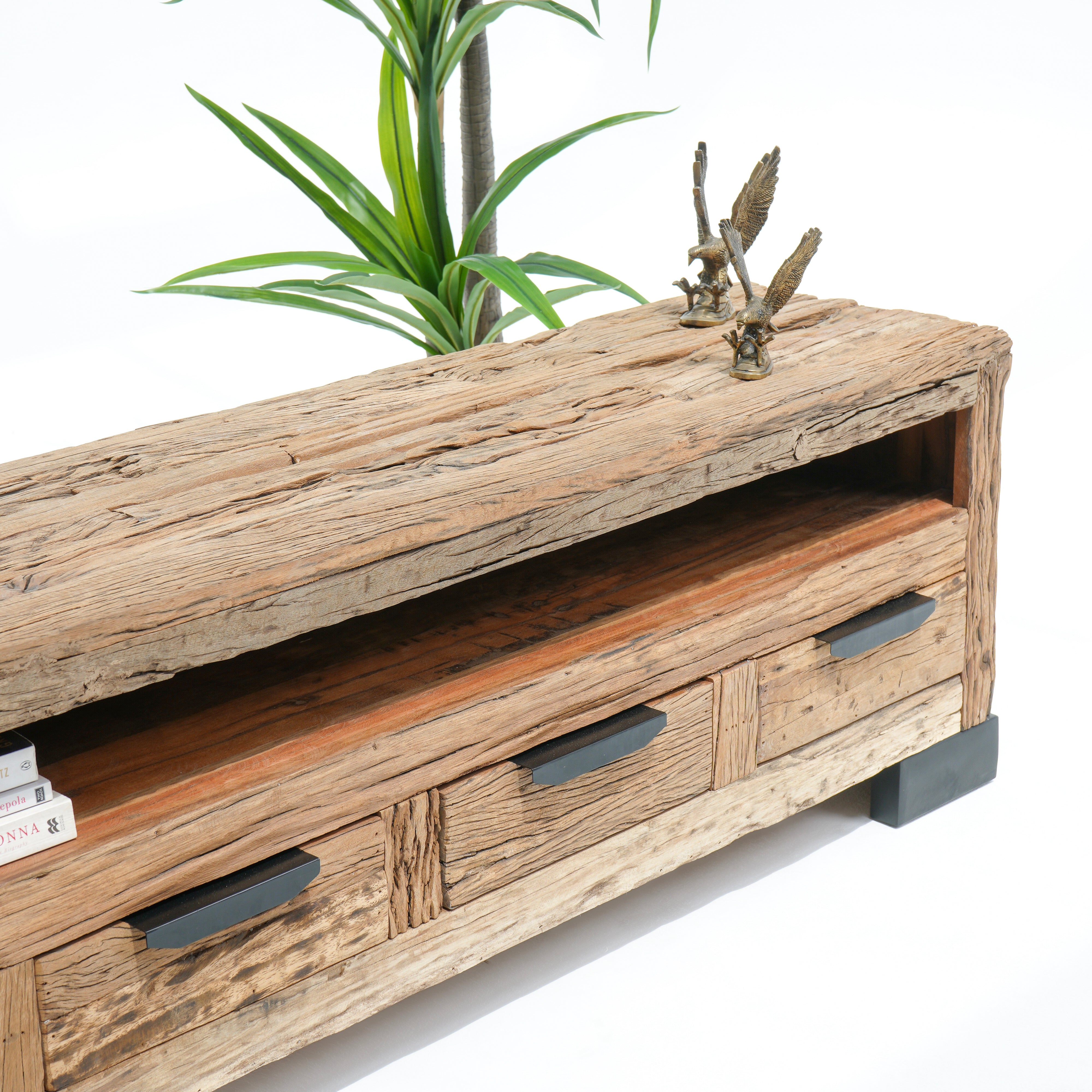 Railway sleeper Tv stand