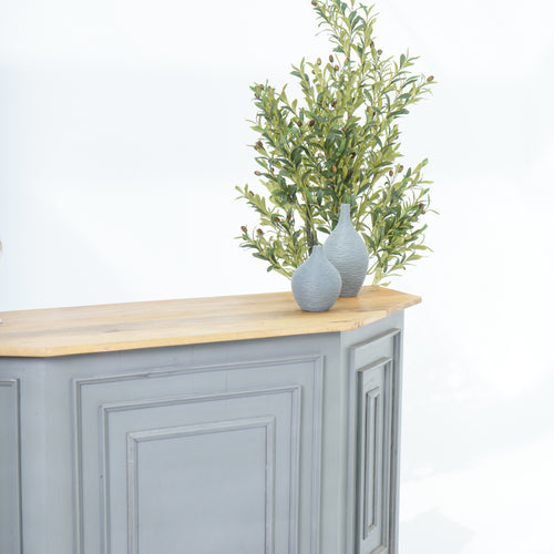 THE RETRO RESERVE BAR COUNTER