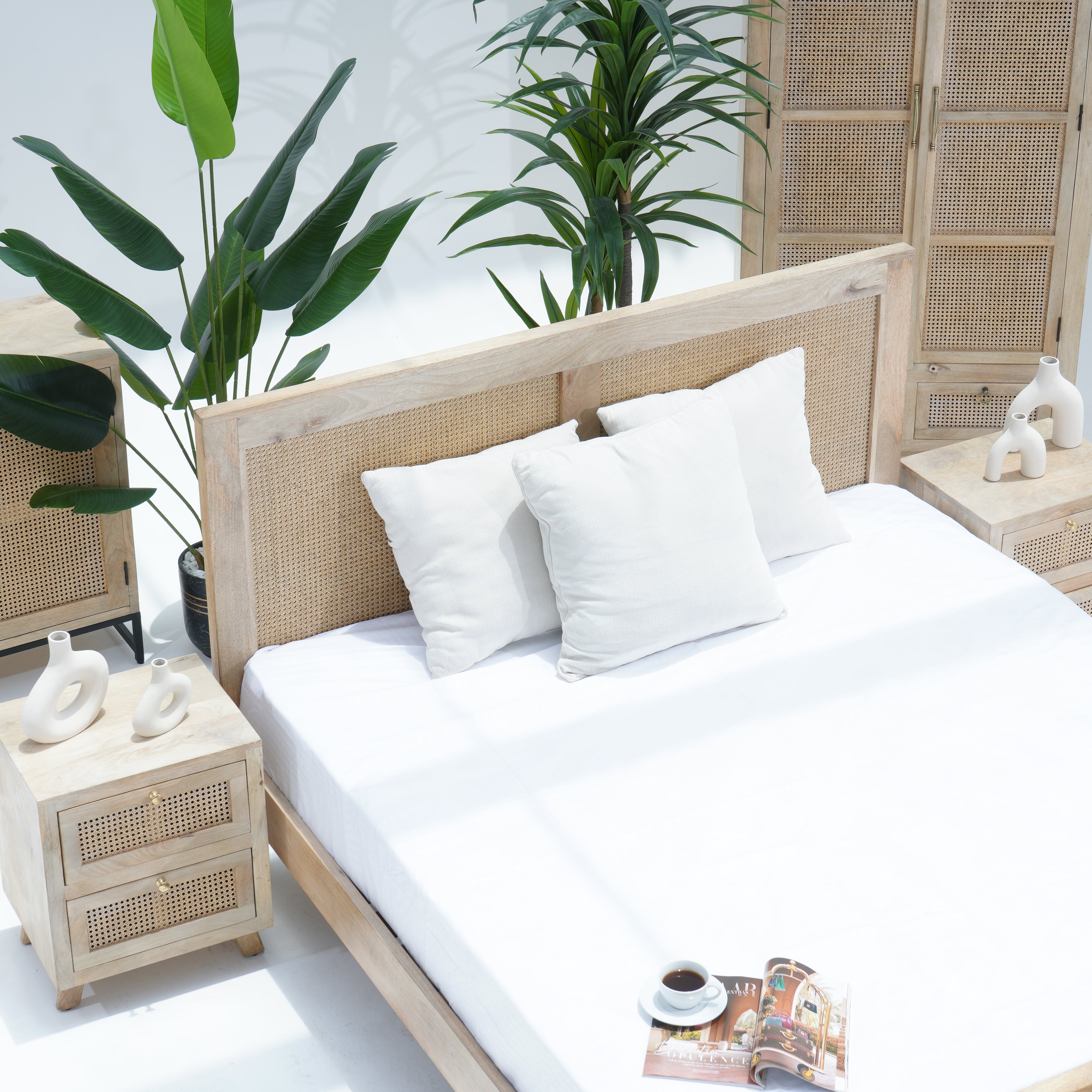 WDN RATTAN BED