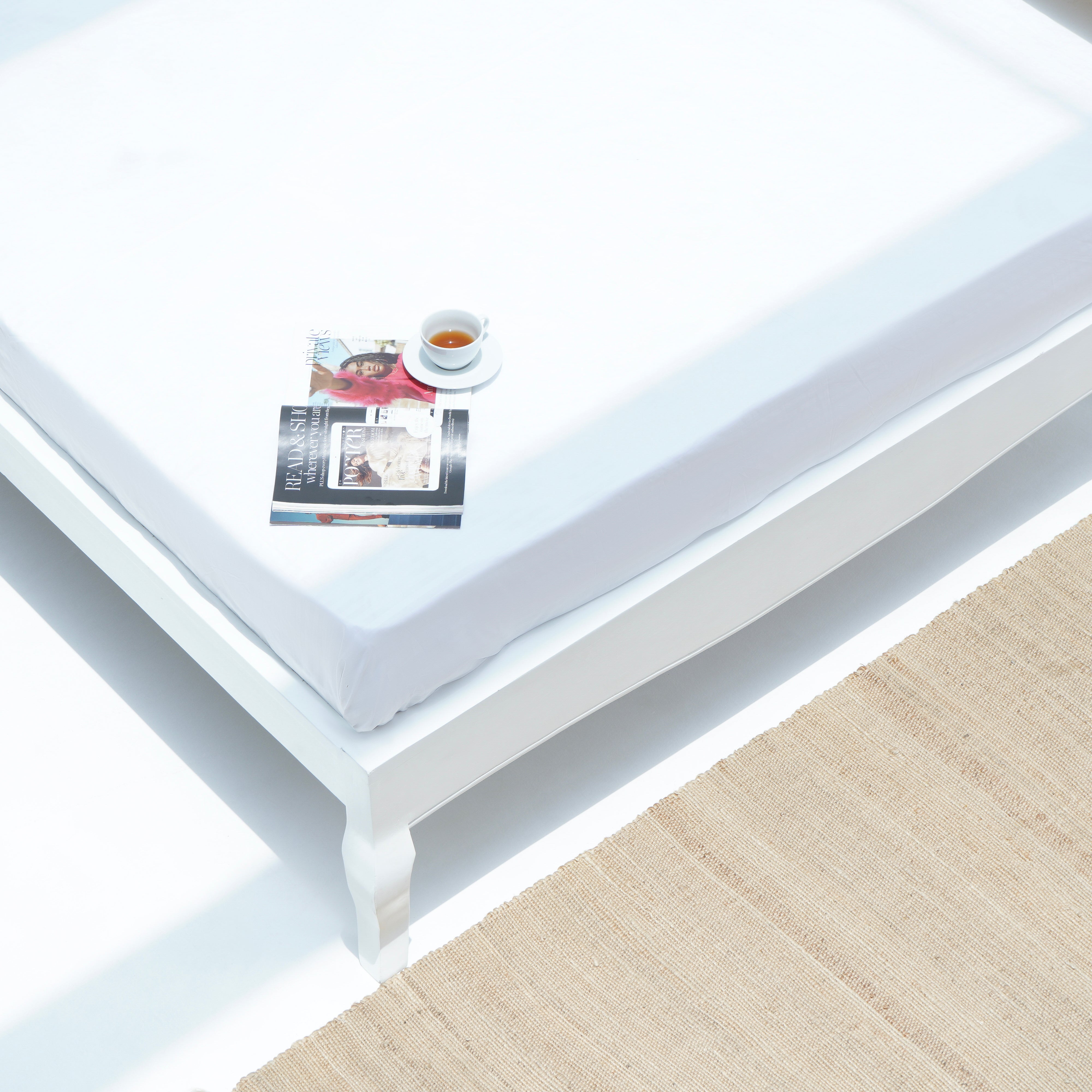 WDN RATTAN WHITE COLOR BED