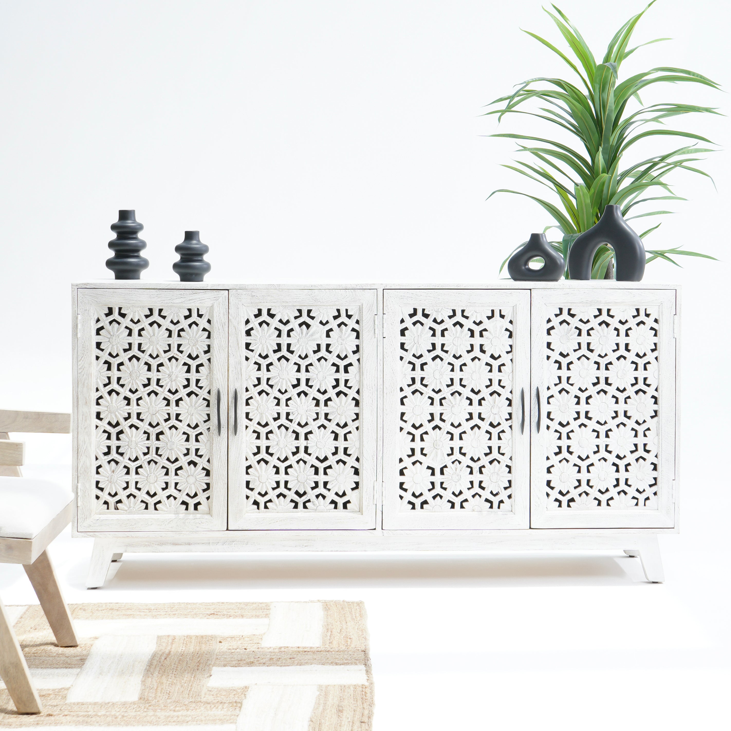 Carve four doors sideboard