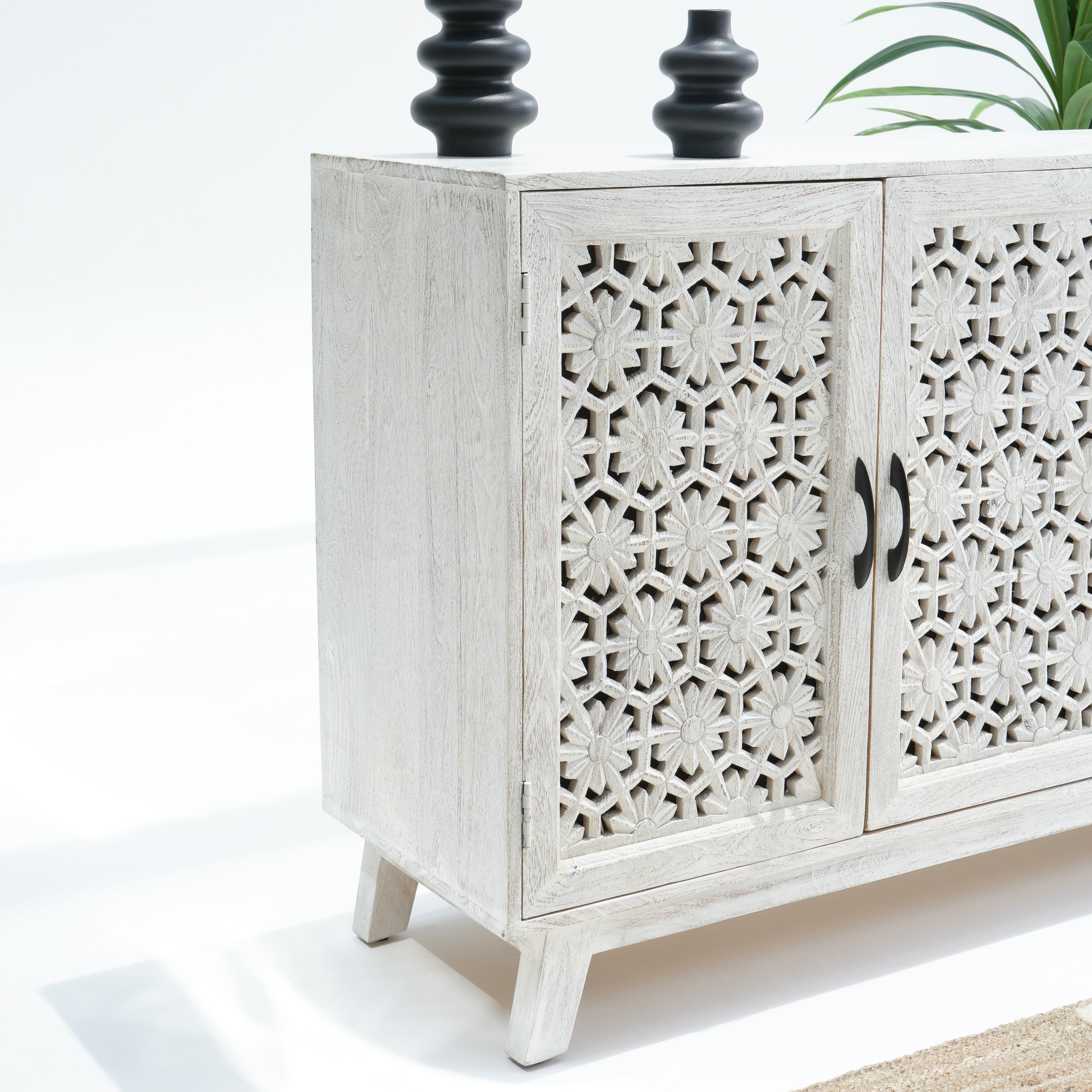 Carve four doors sideboard