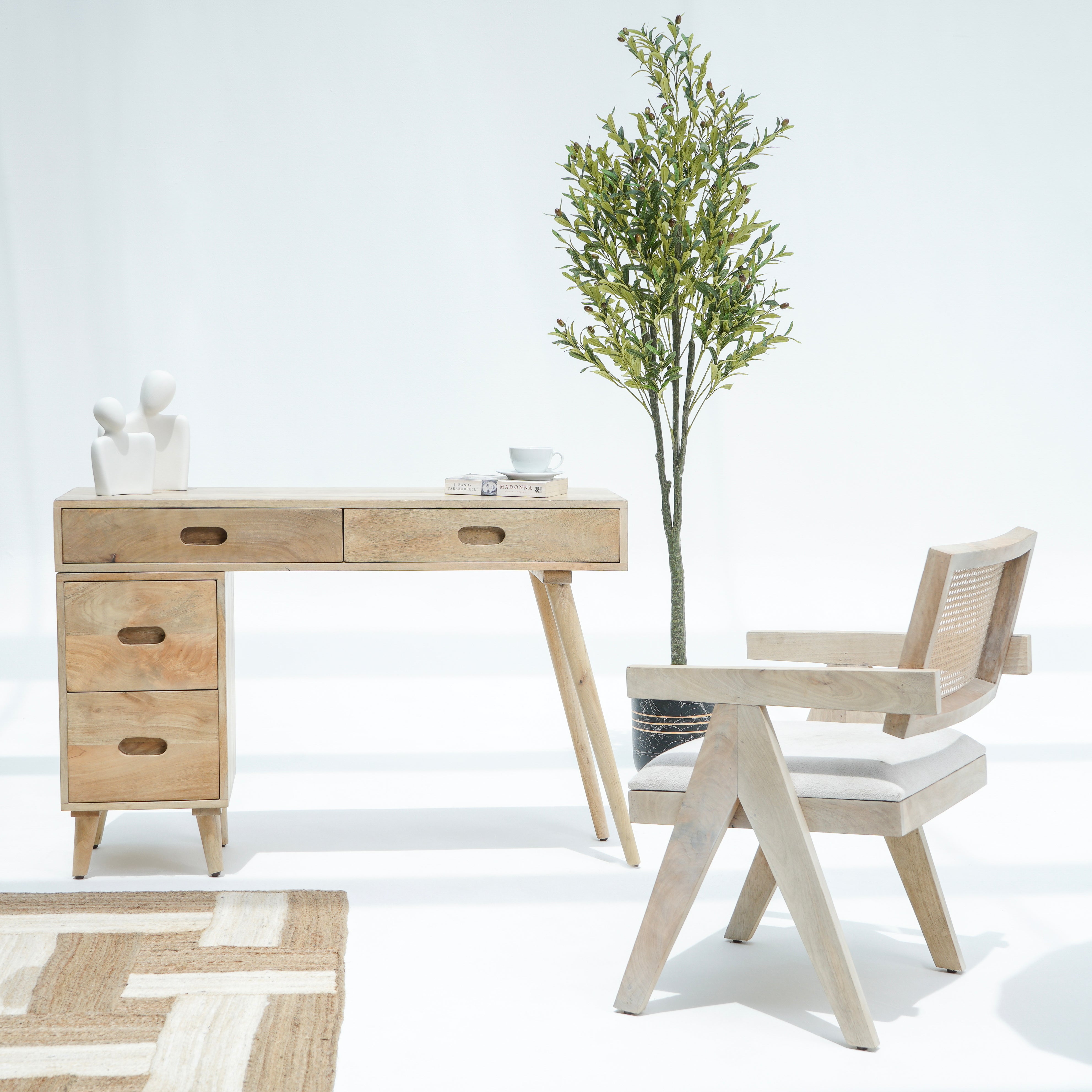 IlluminateSpace Study Desk