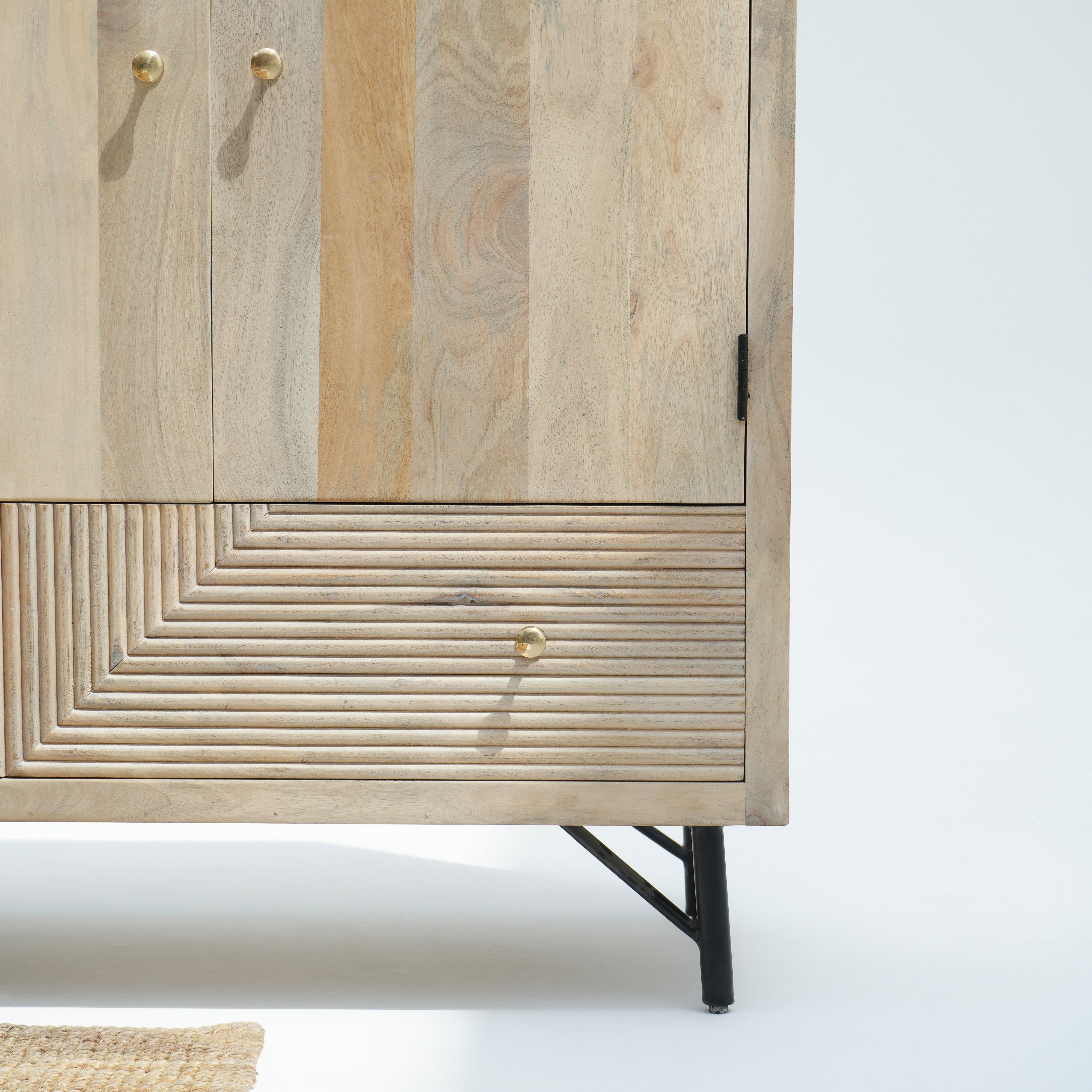 Lomé Luxury Lining Two Door and Drawer Cabinet