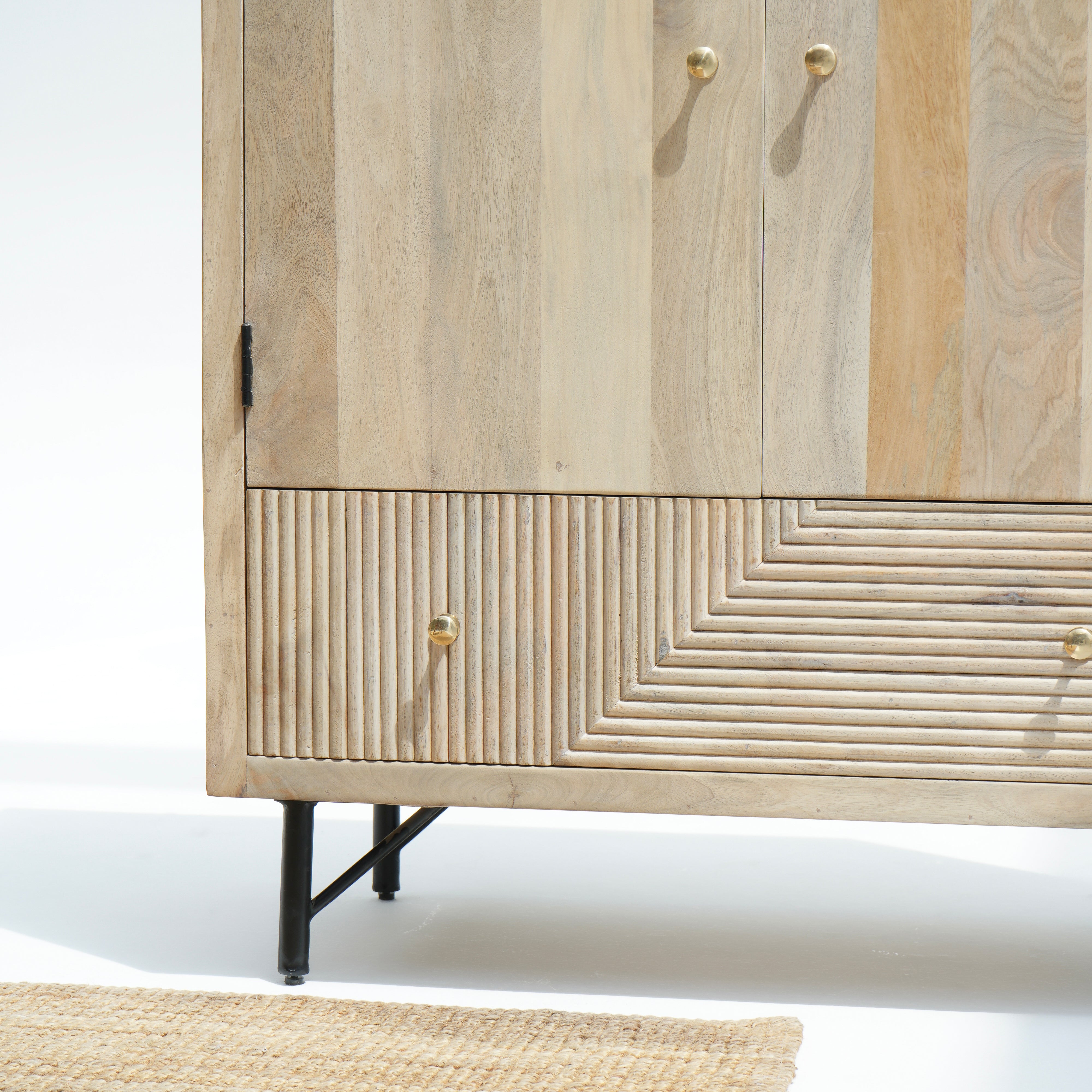 Lomé Luxury Lining Two Door and Drawer Cabinet