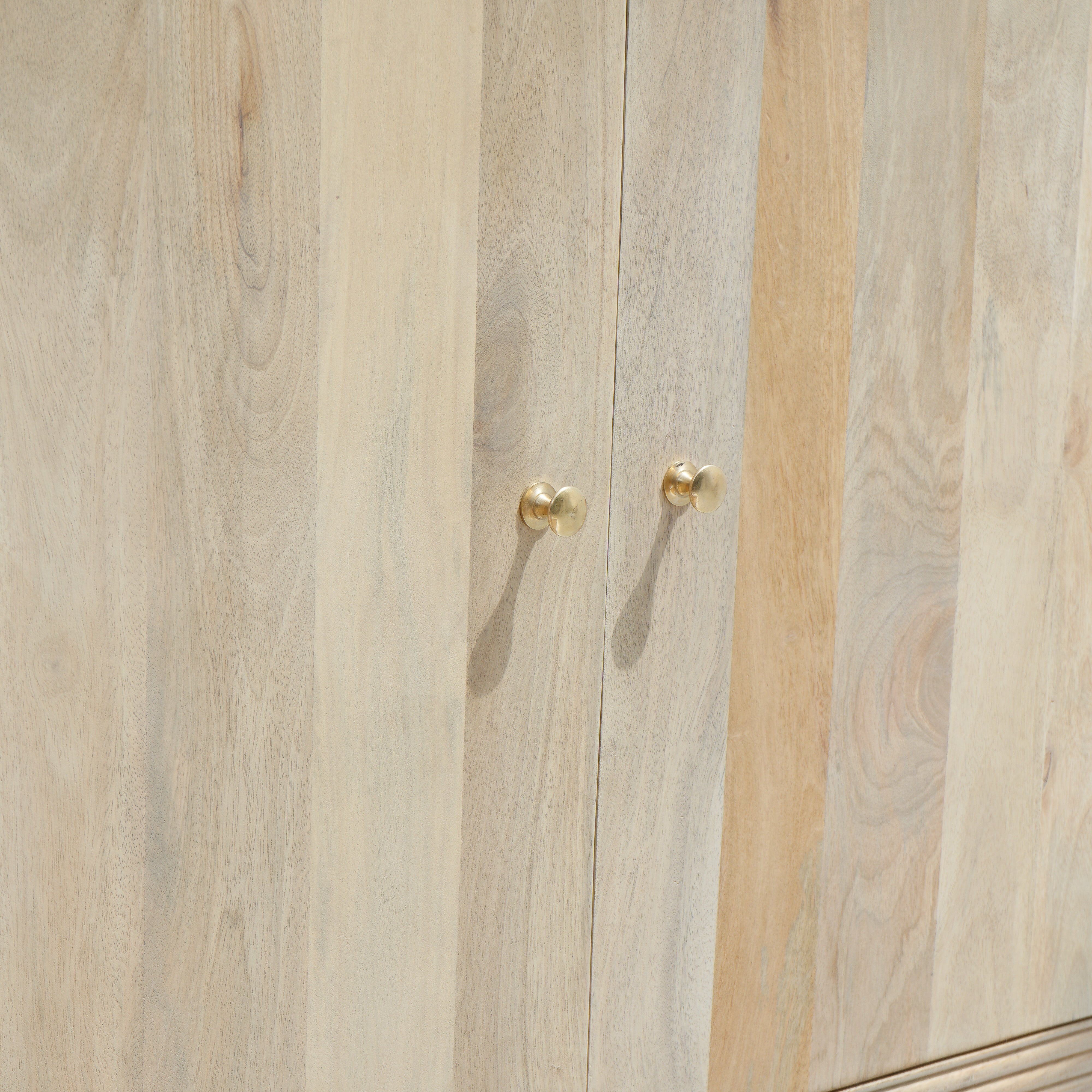 Lomé Luxury Lining Two Door and Drawer Cabinet