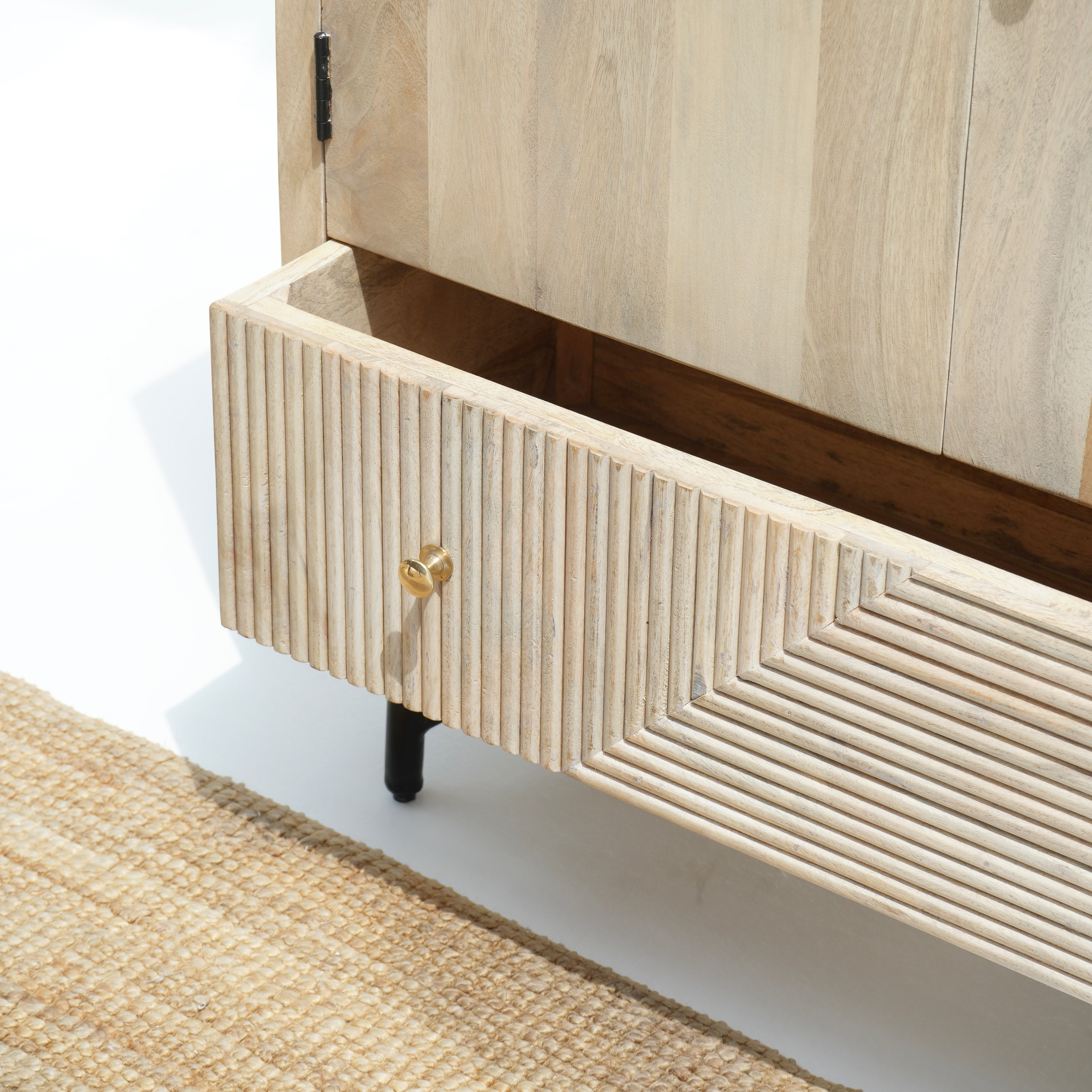 Lomé Luxury Lining Two Door and Drawer Cabinet