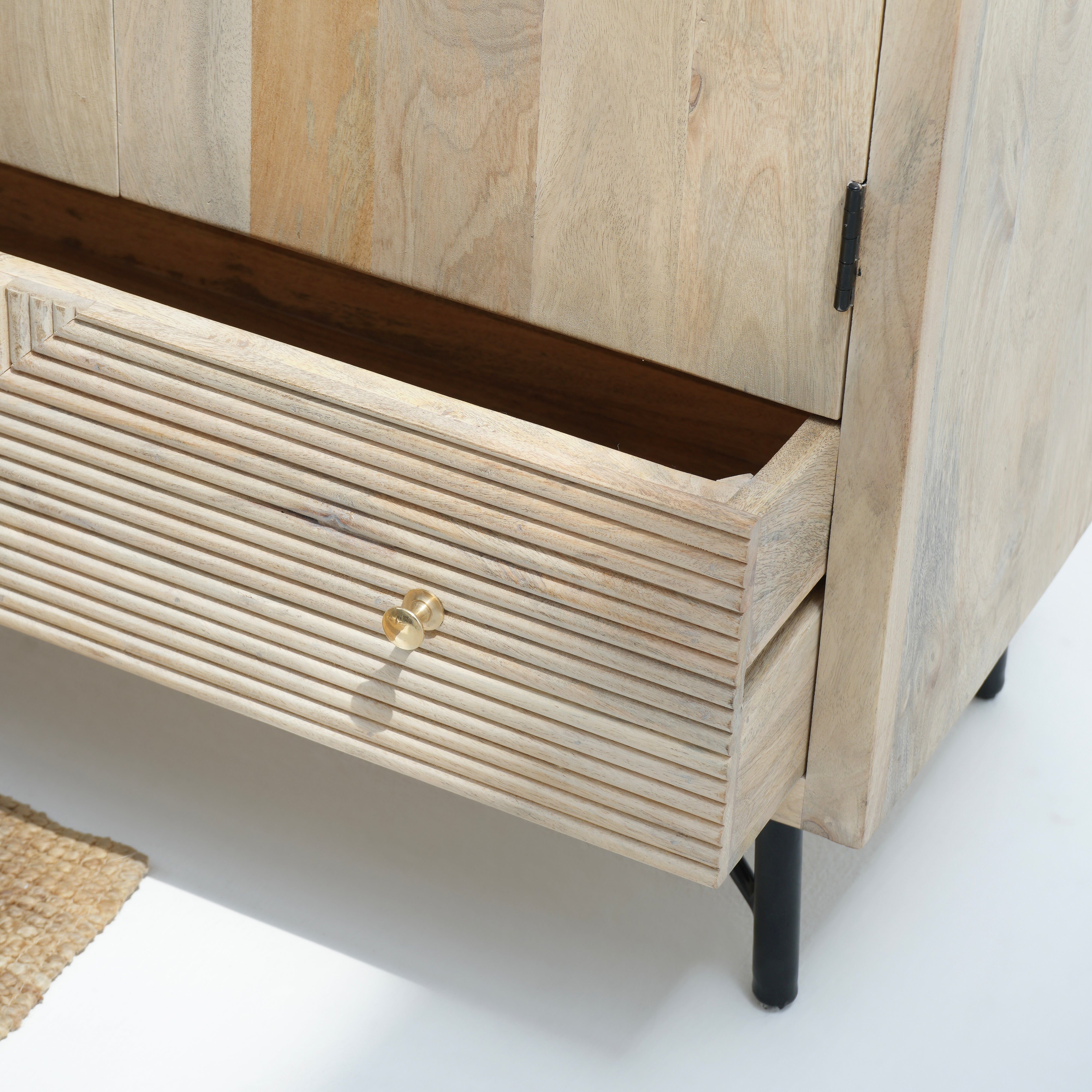 Lomé Luxury Lining Two Door and Drawer Cabinet