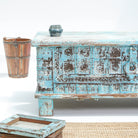 WOODEN ANTIQUE BOX - Art and craft furniture 