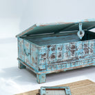WOODEN ANTIQUE BOX - Art and craft furniture 