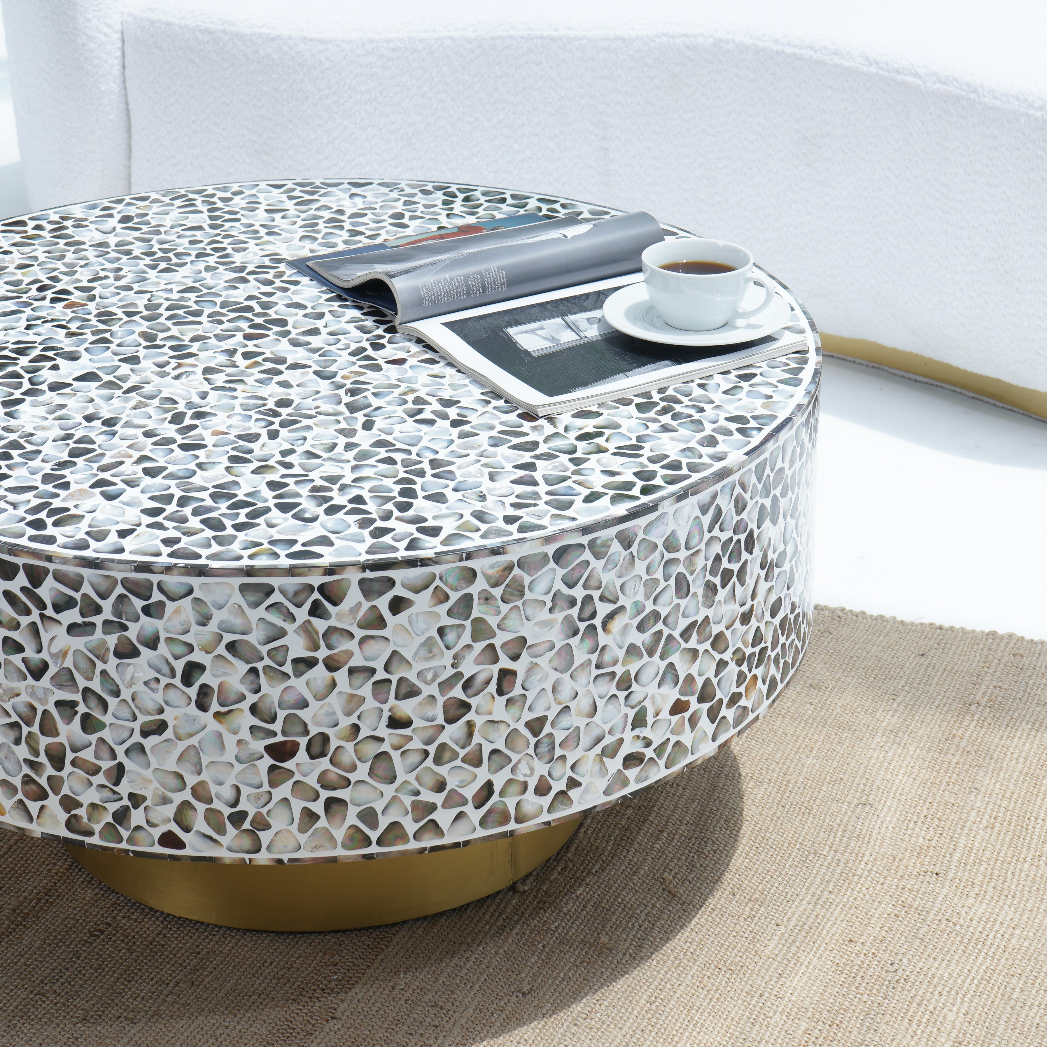 MOP WHITE ROUND COFFEE TABLE
