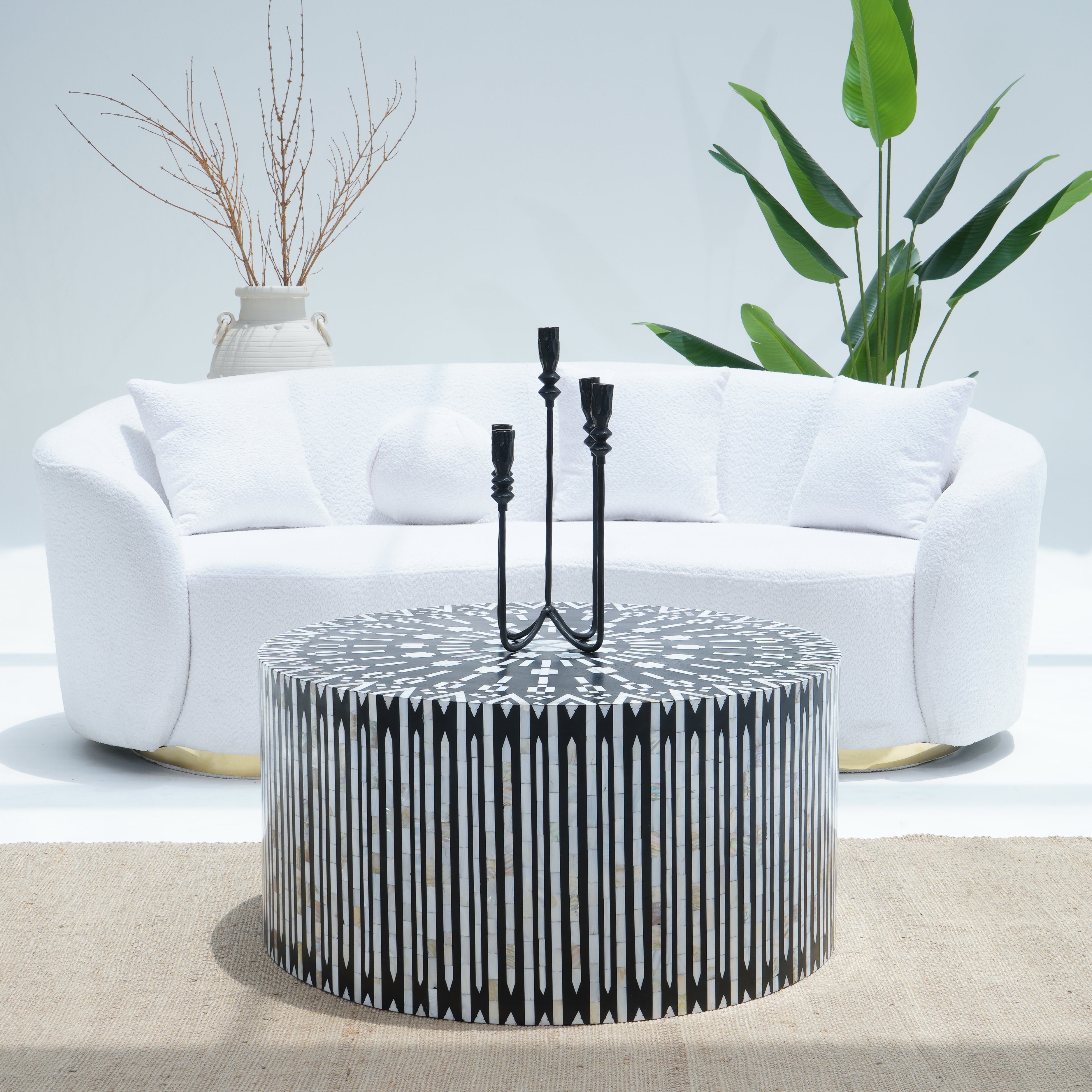 MOP WHITE ROUND COFFEE TABLE