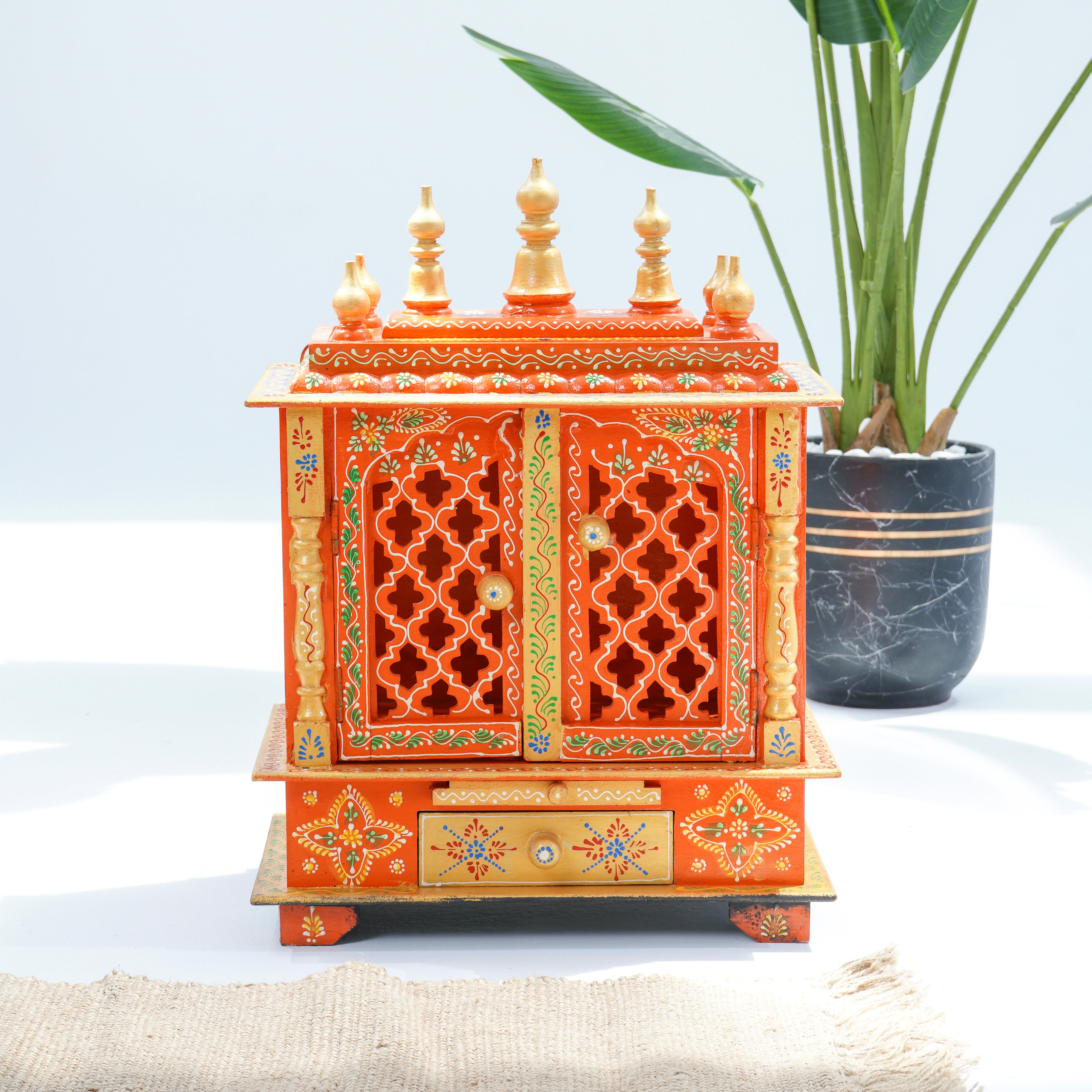 WDN PAINTING ONE DRAWER TEMPLE