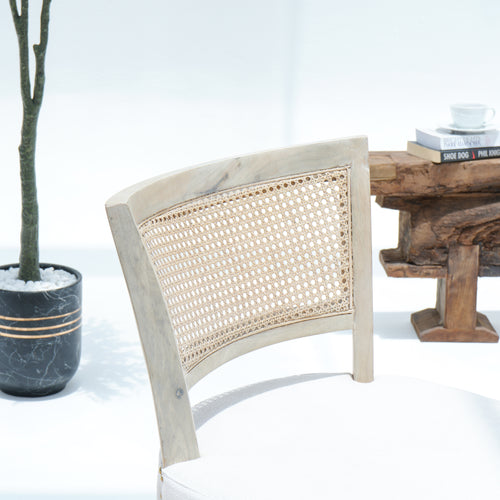 THE GRAND HERITAGE CANE CHAIR