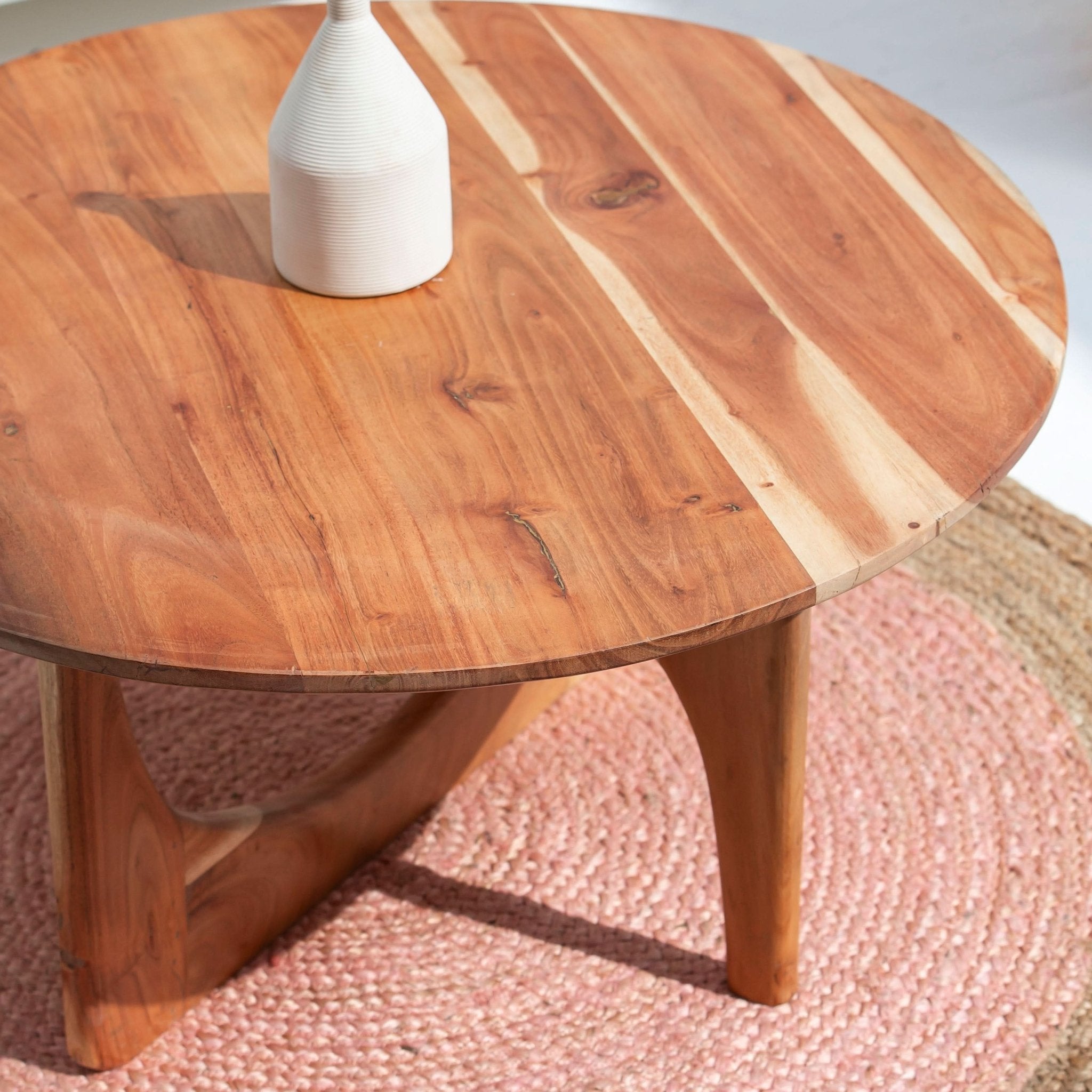 ACACIA ROUND COFFEE TABLE - Art and craft furniture
