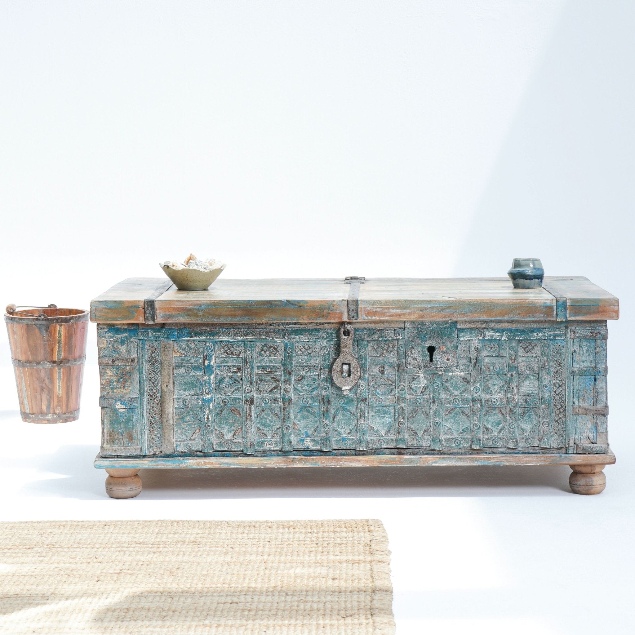ANTIQUE PITARA BOX - Art and craft furniture