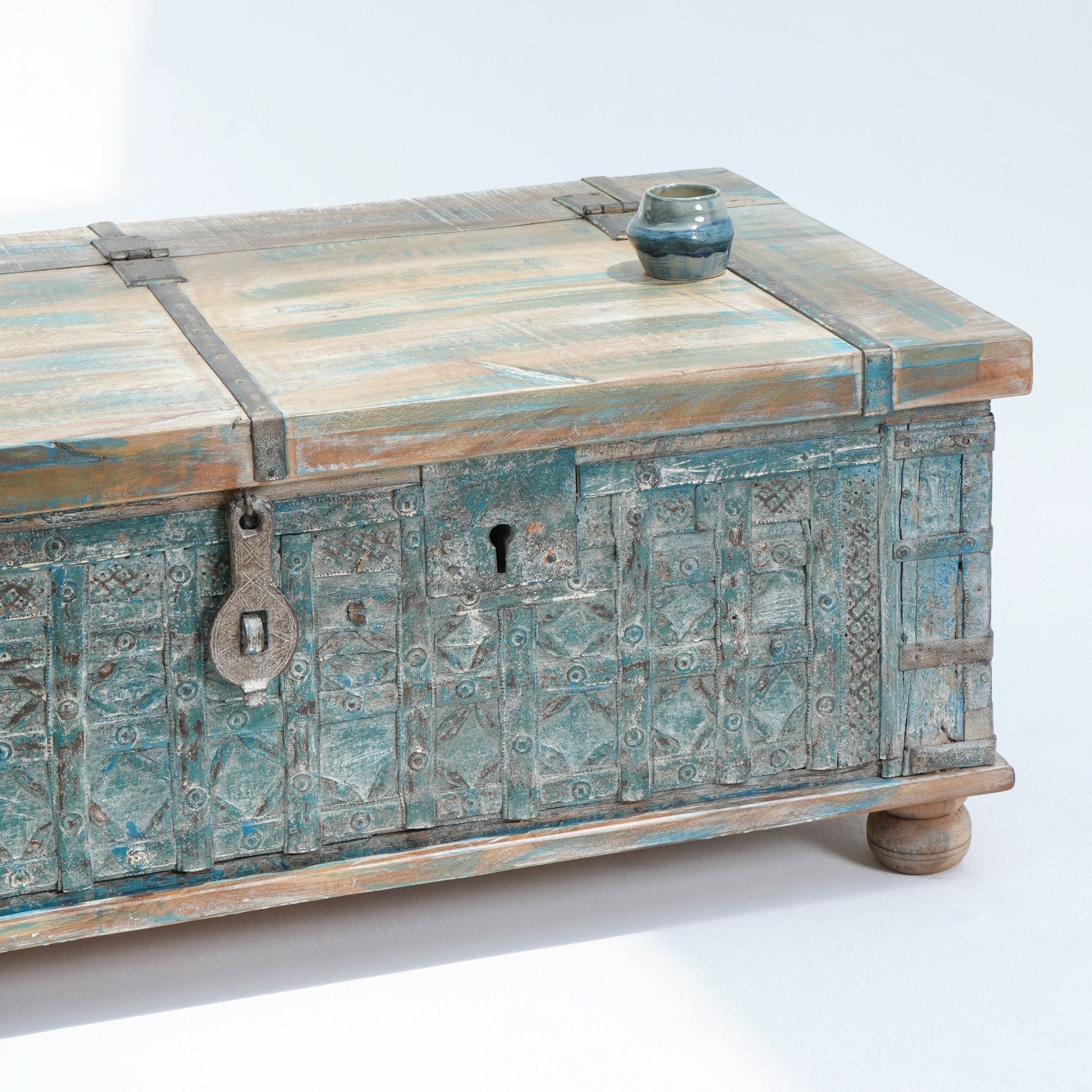 ANTIQUE PITARA BOX - Art and craft furniture