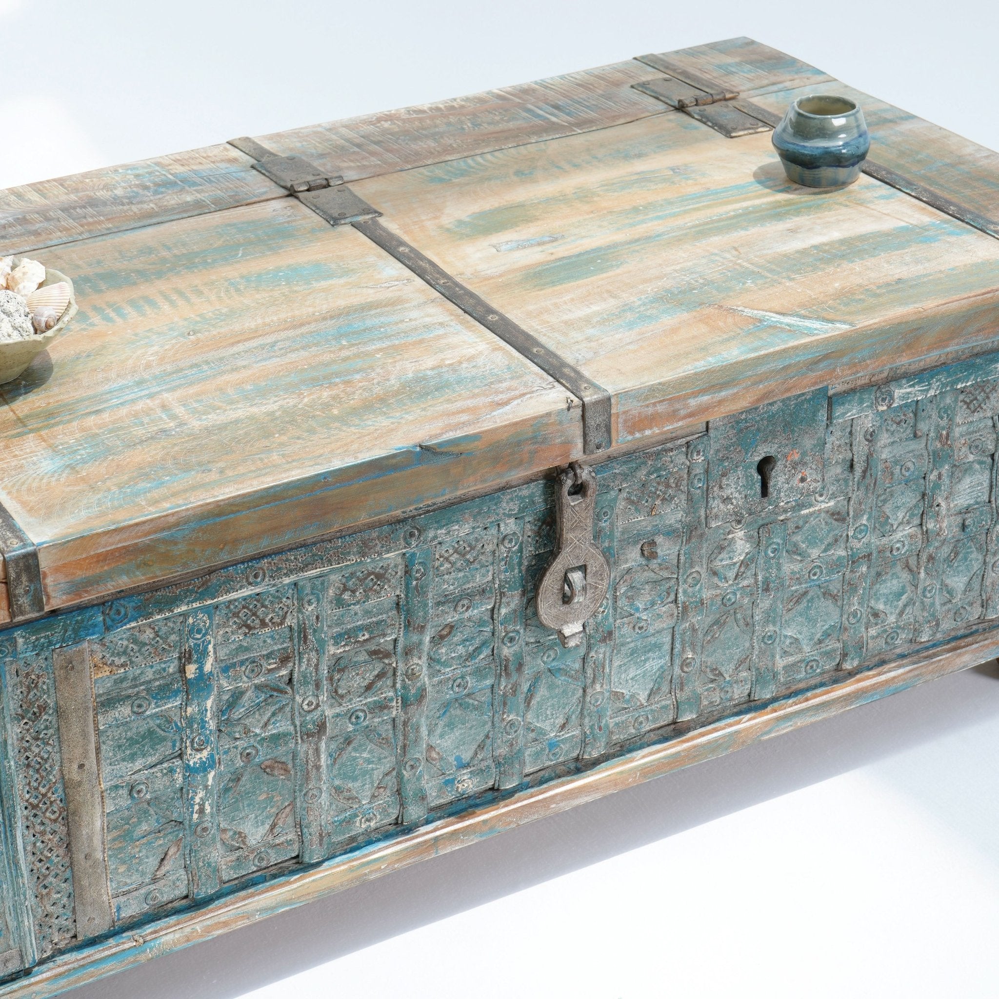 ANTIQUE PITARA BOX - Art and craft furniture