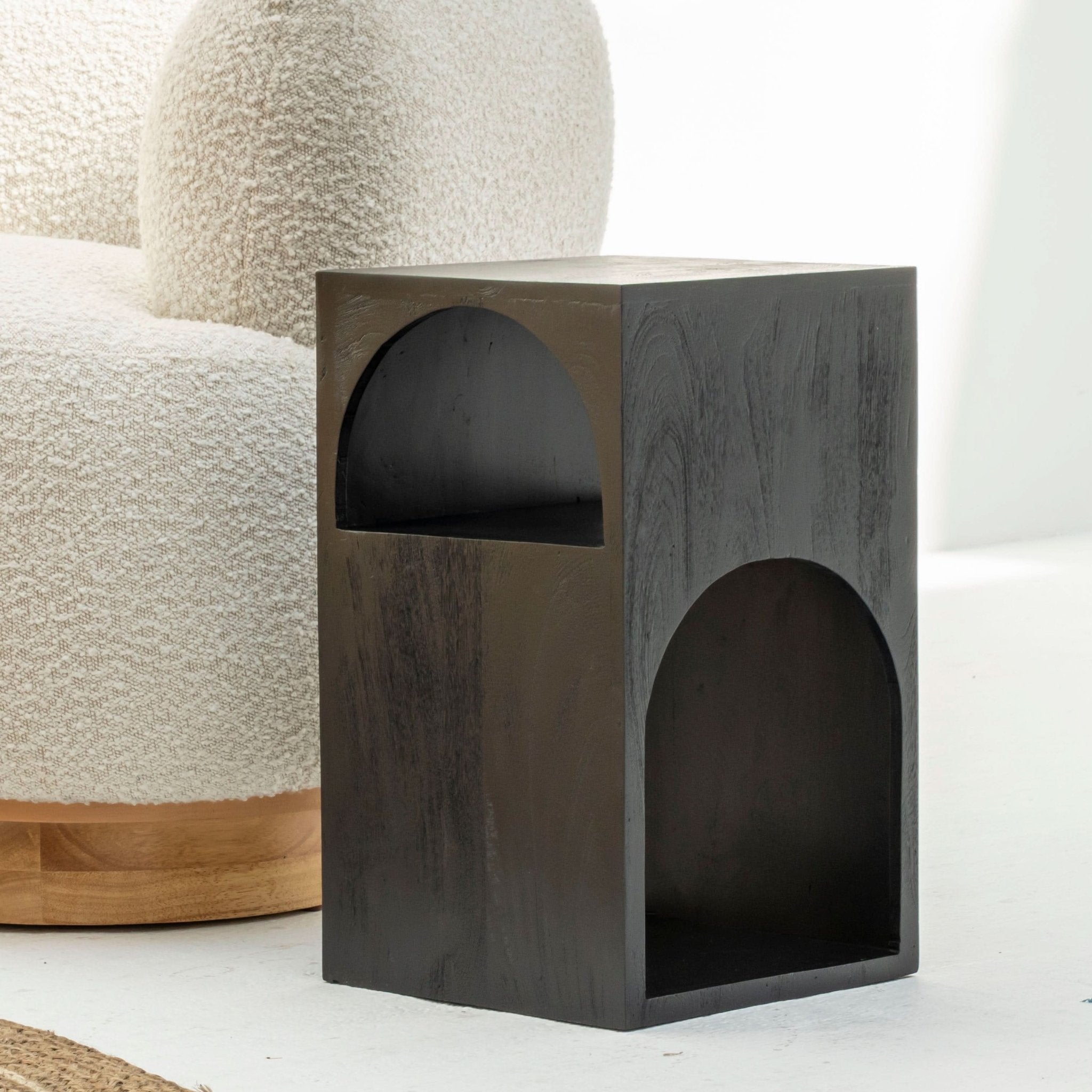 ARCH BLACK SIDE TABLE - Art and craft furniture