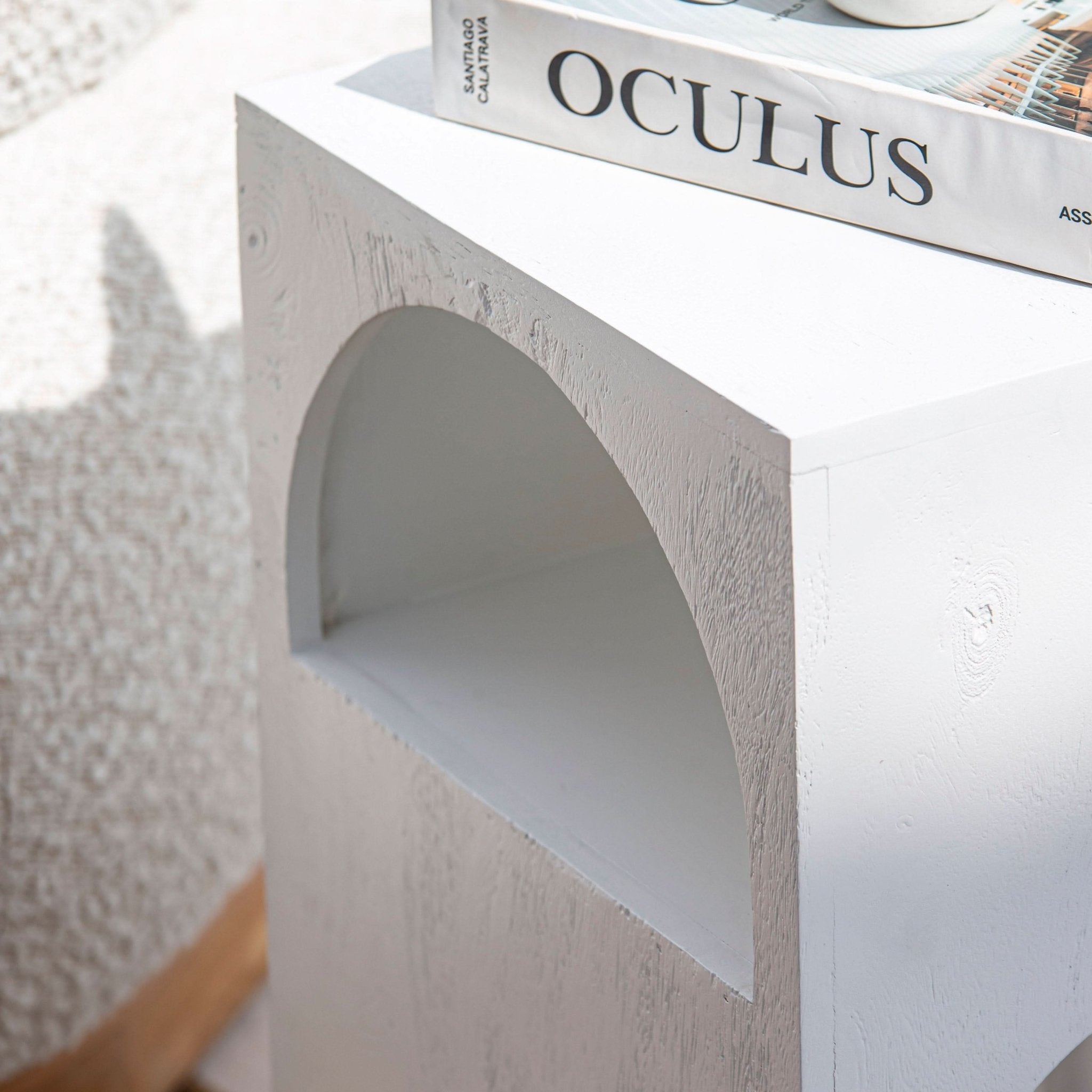 ARCH WHITE SIDE TABLE - Art and craft furniture