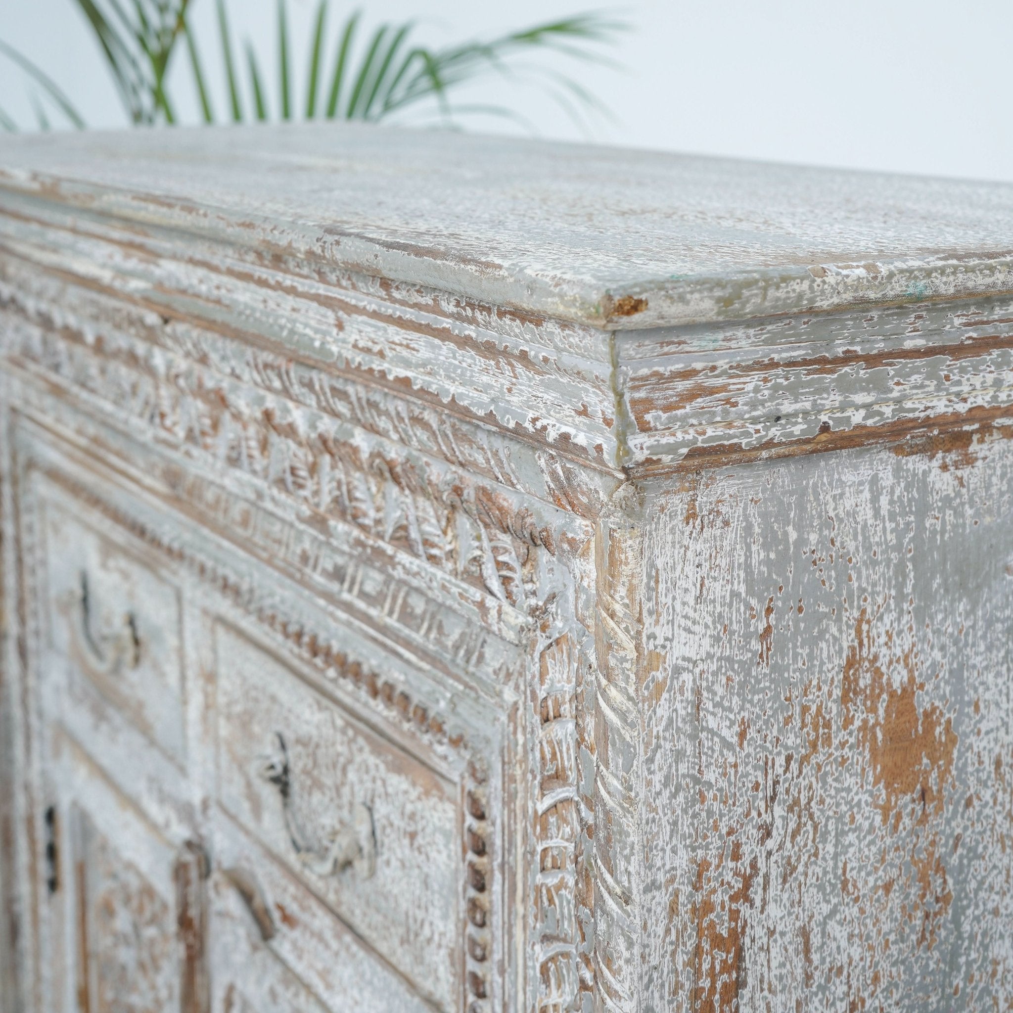 ARTISAN EDGE TWO DOOR SIDEBOARD - Art and craft furniture