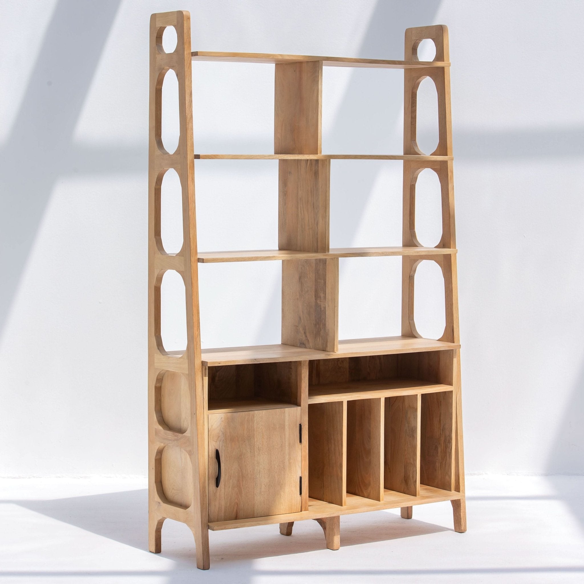 AUREVO WOODEN BOOKSHELF - Art and craft furniture