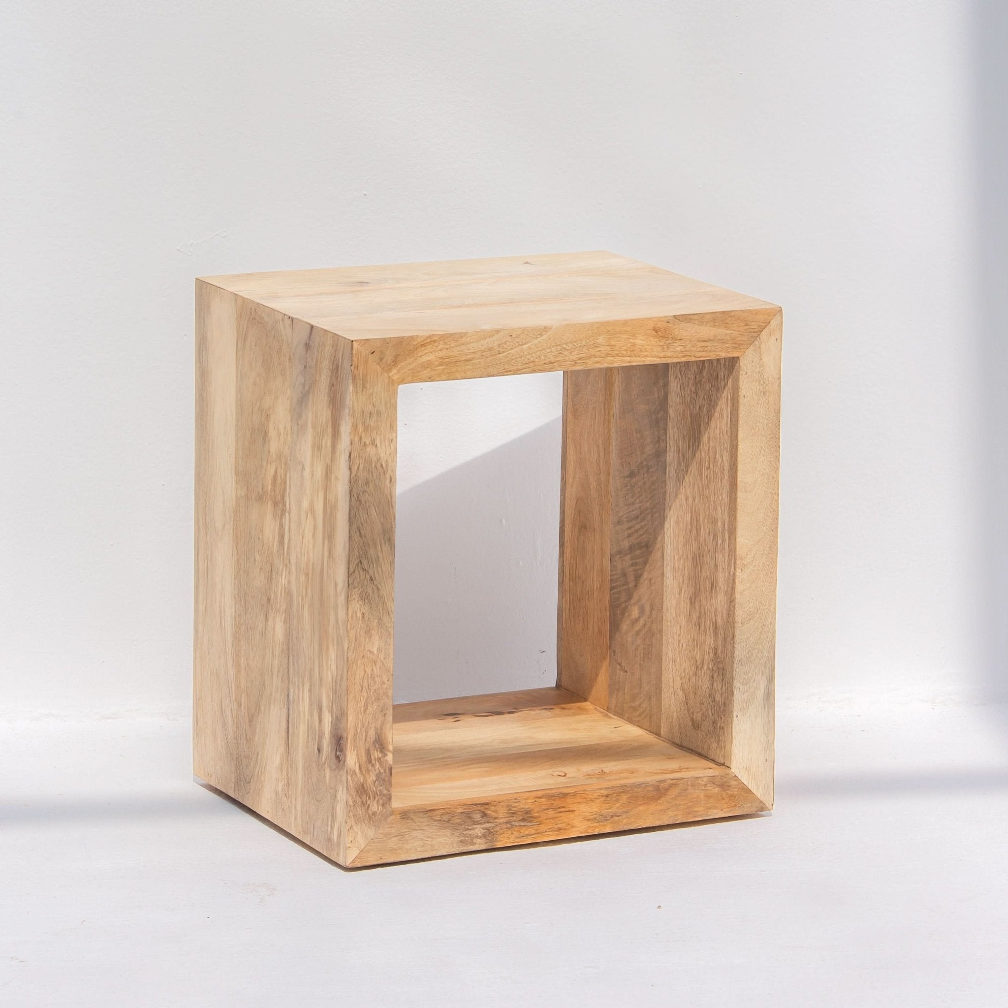 AUREVO WOODEN SIDETABLE - Art and craft furniture