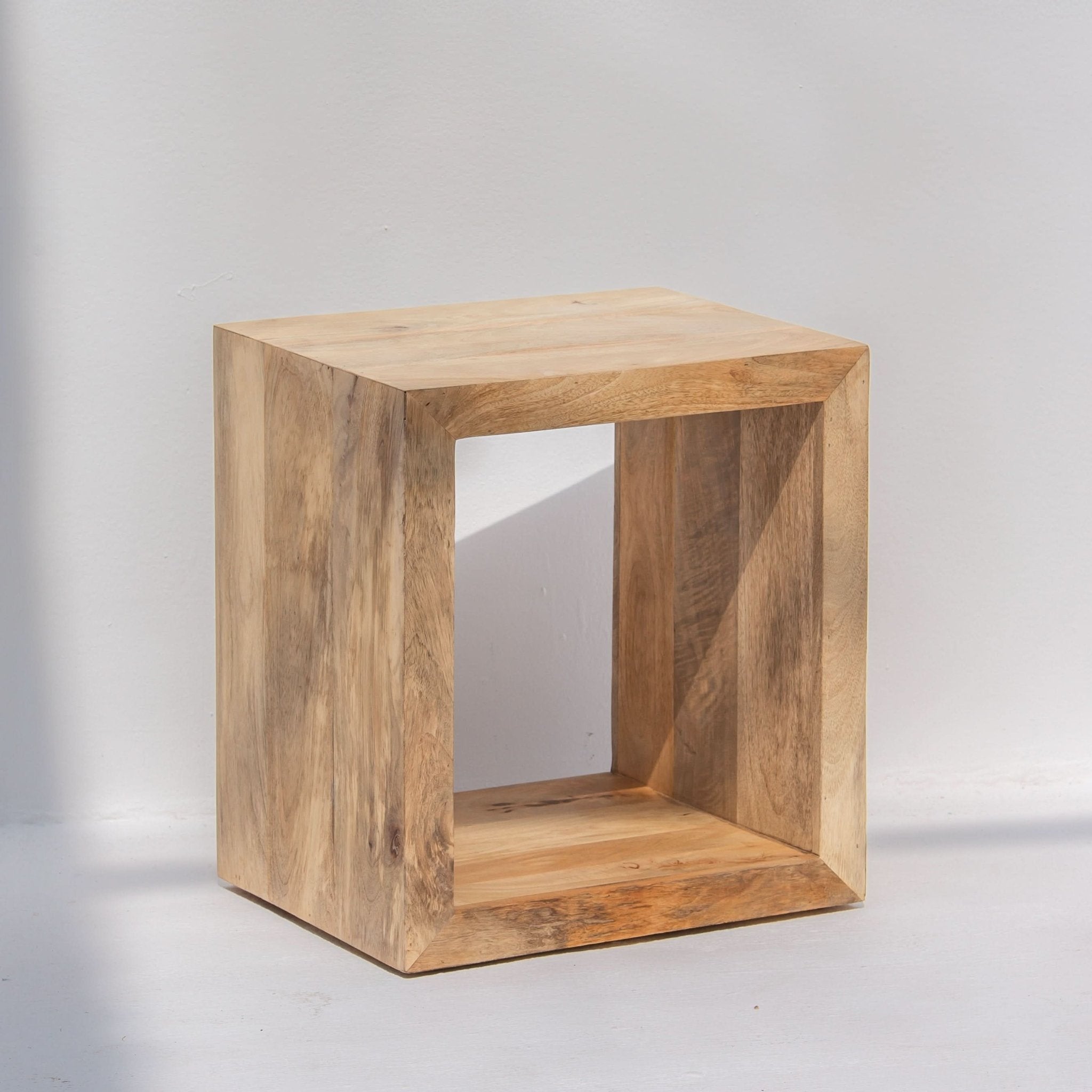 AUREVO WOODEN SIDETABLE - Art and craft furniture