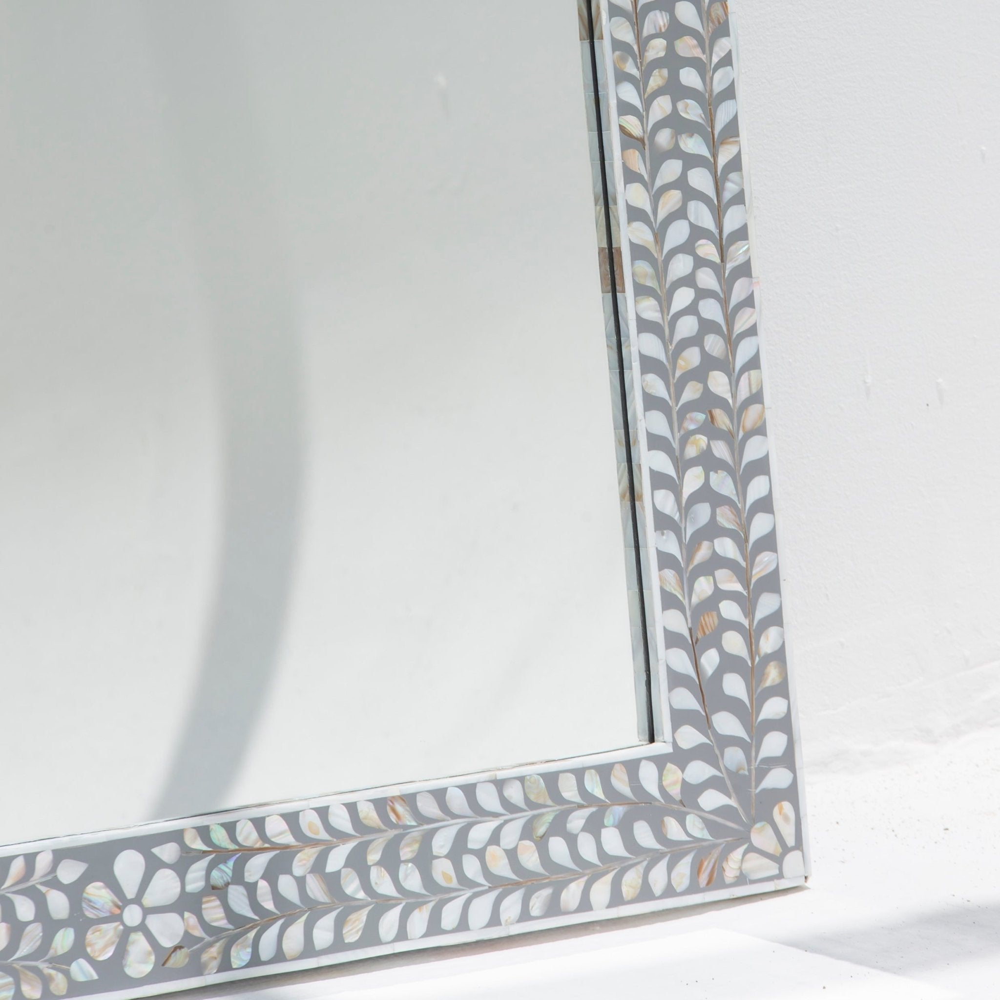 AZURE-GREY MOTHER OF PEARL MIRROR FRAME - Art and craft furniture