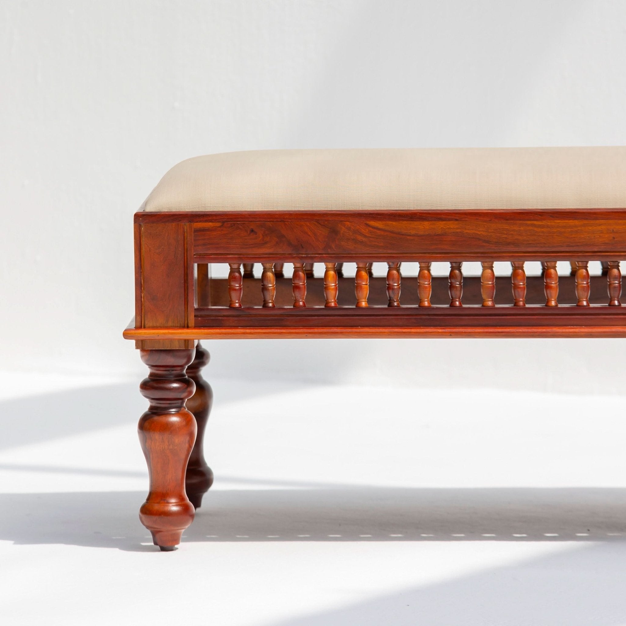 BARCELONA WOODEN BENCH - Art and craft furniture