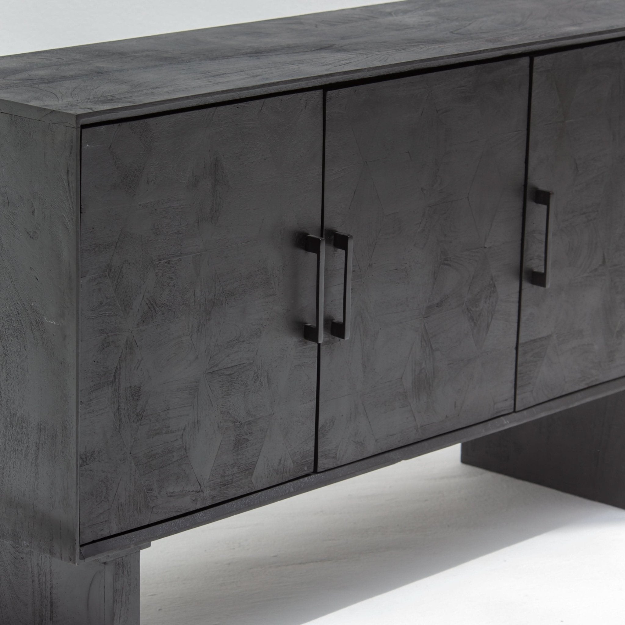 BARMER WOODEN THREE DOOR SIDEBOARD - Art and craft furniture